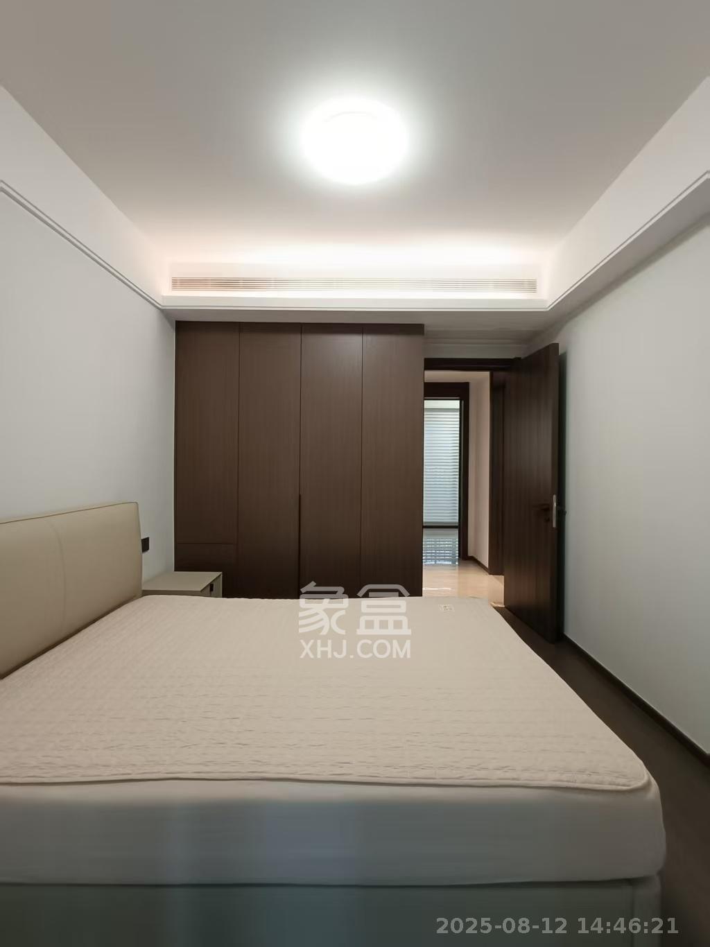 金源府  3室2厅2卫    4000.0元/月 金源府  3室2厅2卫    4000.0元/月室内图