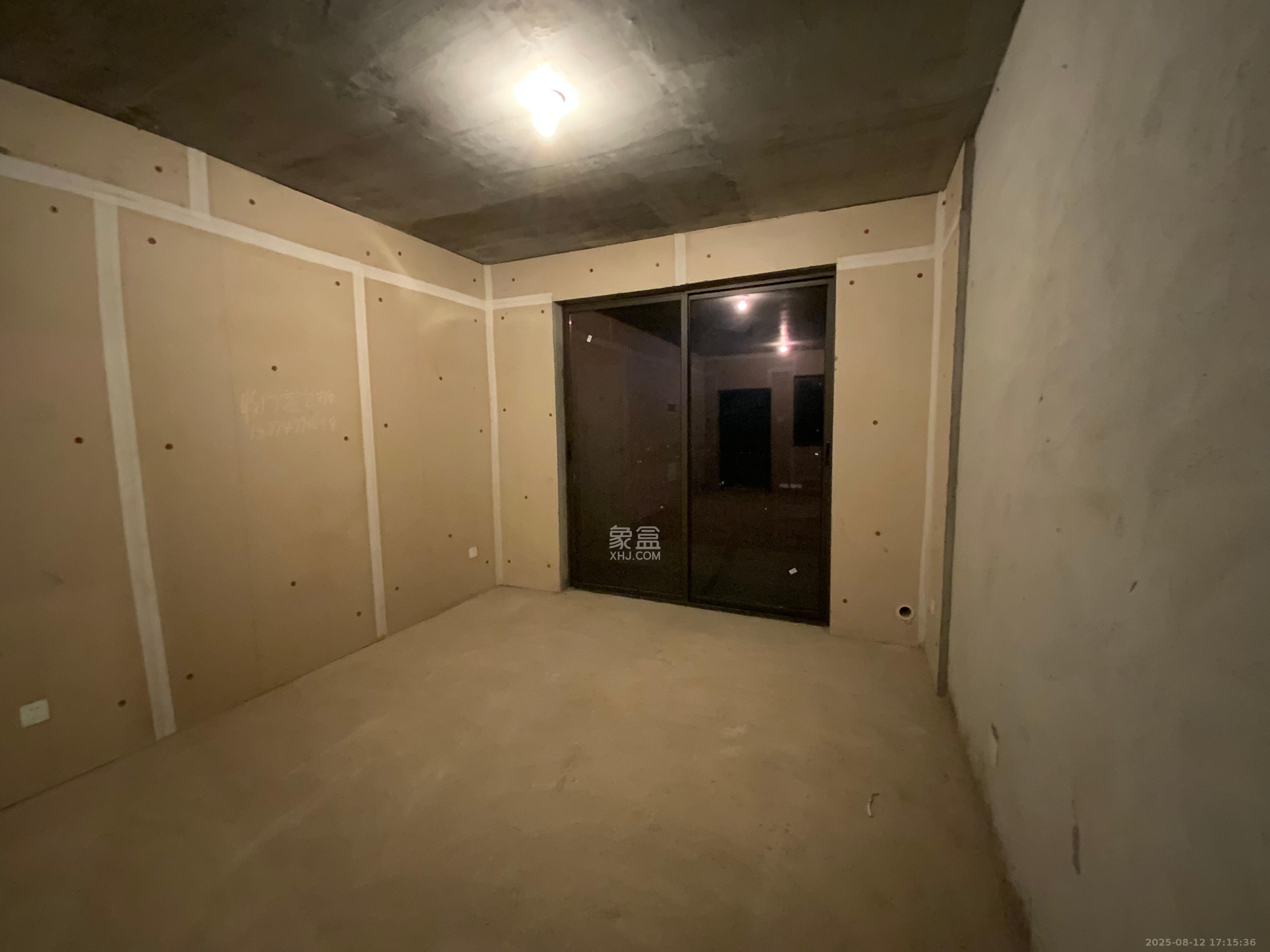 通号岭绣苑 3室2厅2卫 1000.0元/月 通号岭绣苑 3室2厅2卫 1000.0元/月室内图