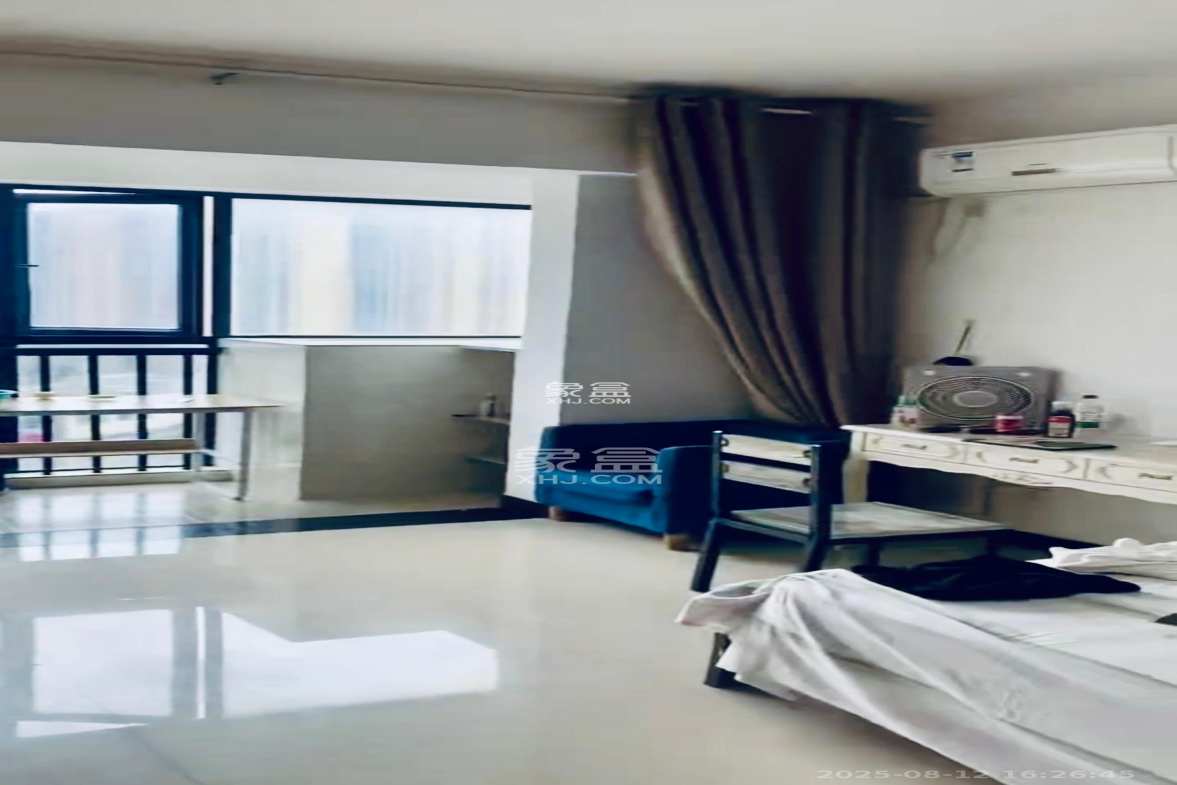 麓谷明珠  1室1厅1卫    1250.0元/月 麓谷明珠  1室1厅1卫    1250.0元/月室内图