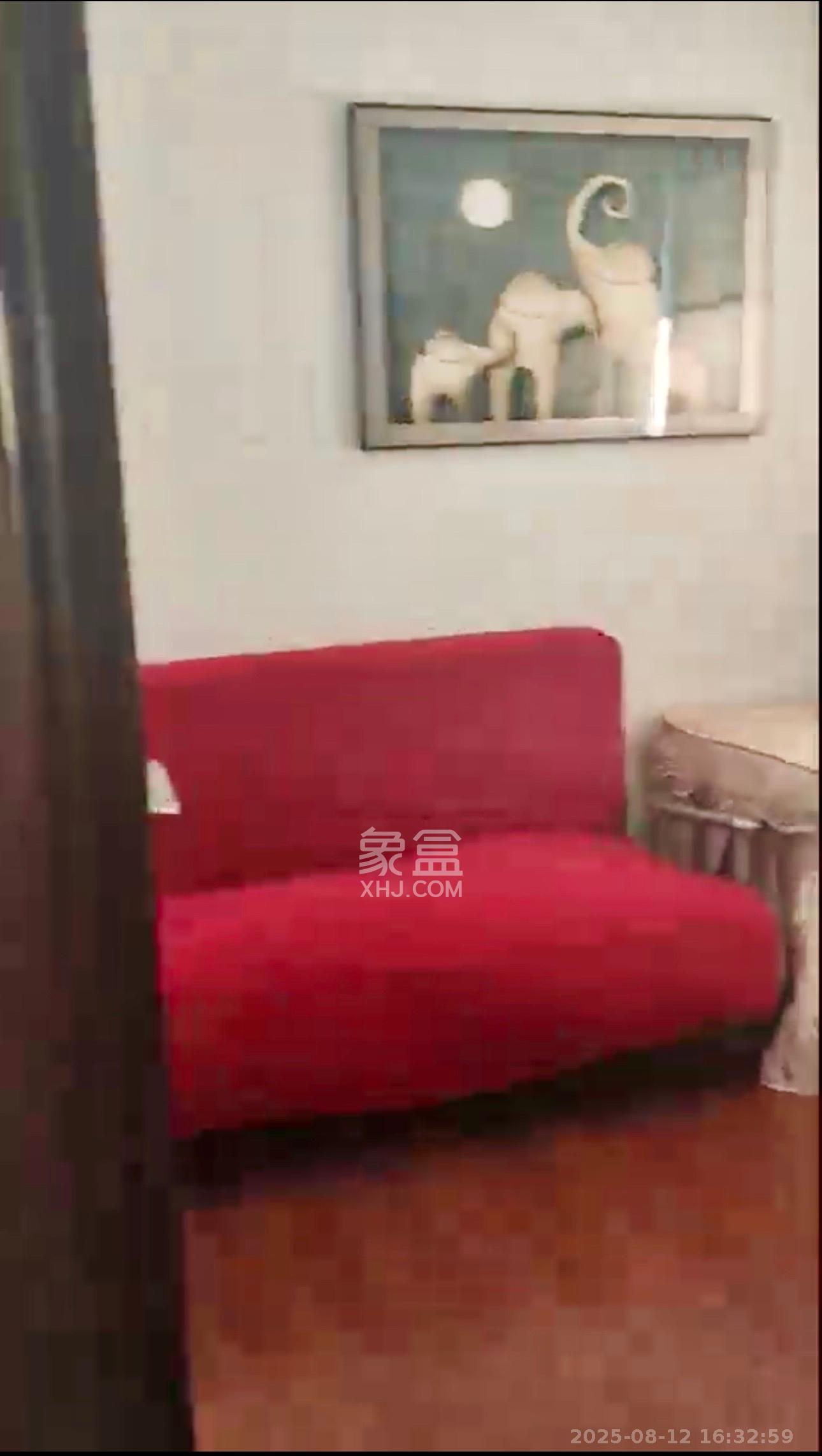 好莱城(弘德西街) 3室2厅1卫 2200.0元/月 好莱城(弘德西街) 3室2厅1卫 2200.0元/月室内图