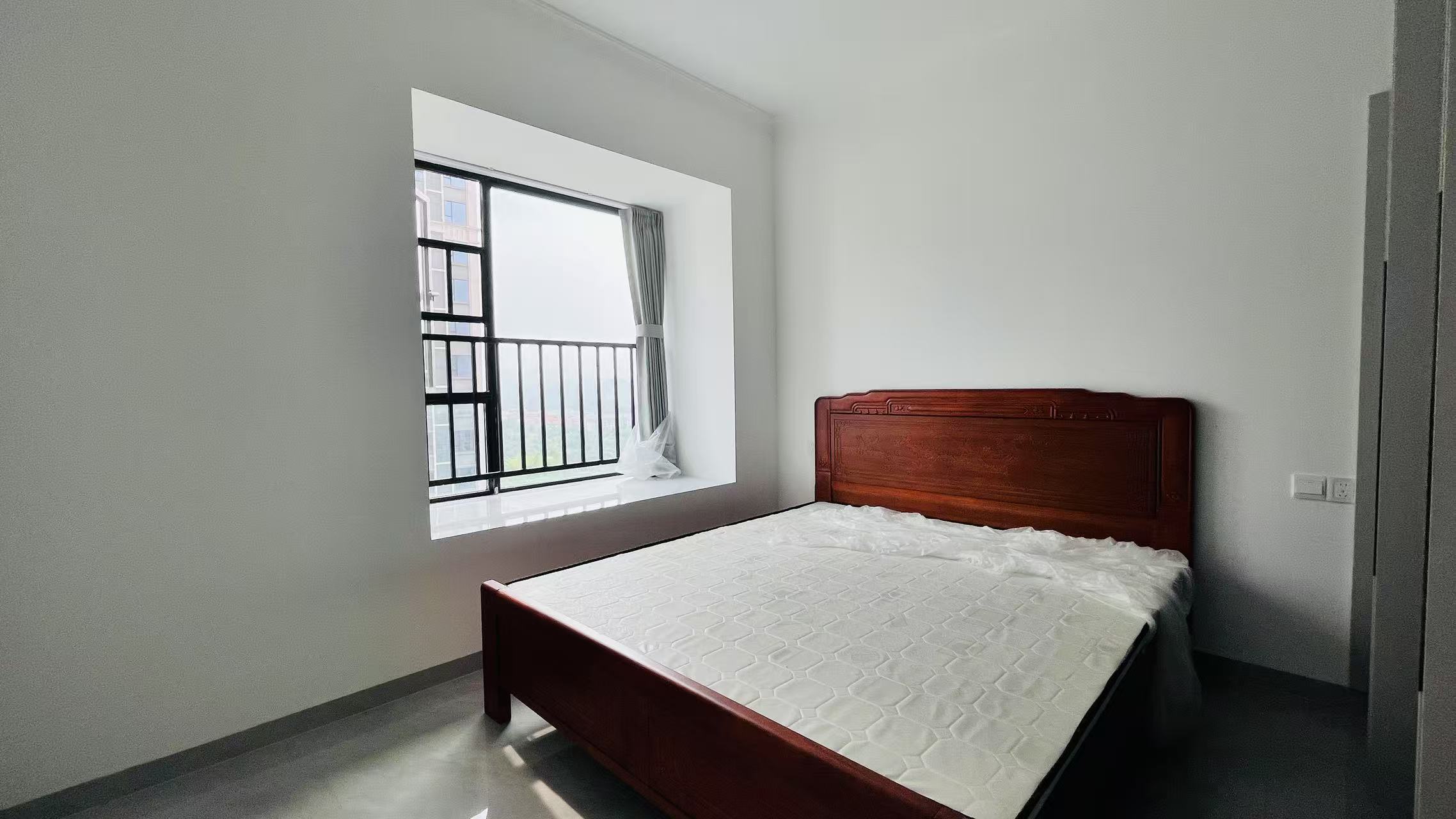 高新活力城 3室2厅1卫 1800.0元/月 高新活力城 3室2厅1卫 1800.0元/月室内图