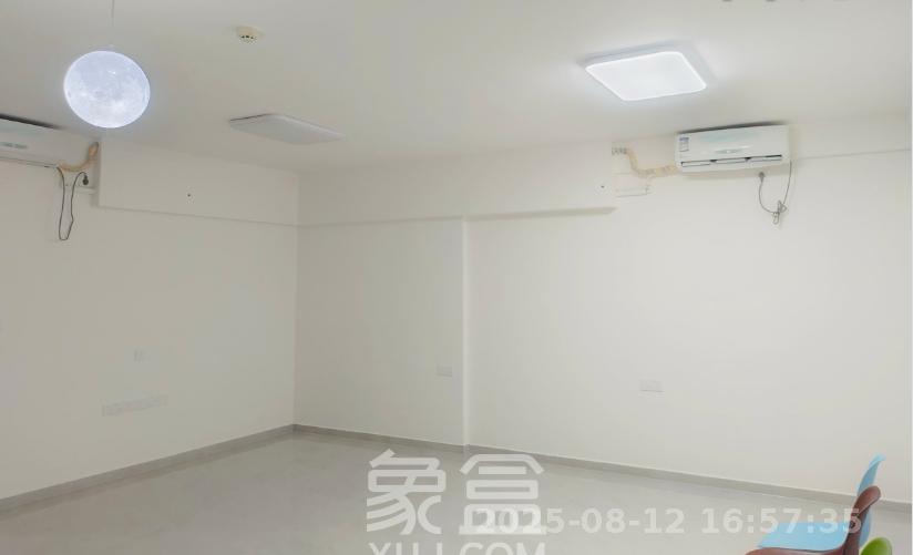 嘉盛奥美城  4室2厅2卫   3900.00元/月室内图