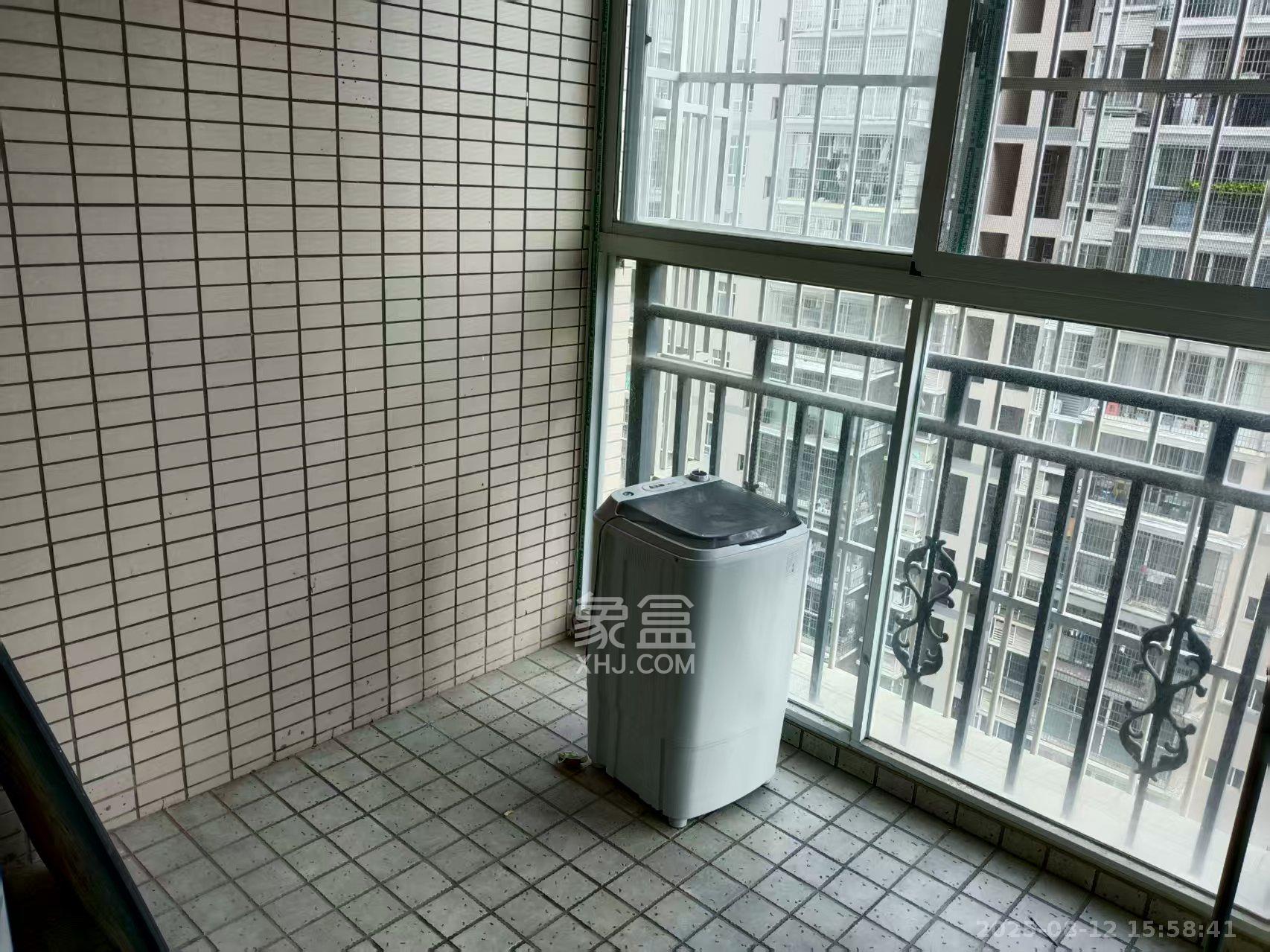 城市山水豪园(山水城市风景)  2室2厅1卫    1800.0元/月 城市山水豪园(山水城市风景)  2室2厅1卫    1800.0元/月室内图