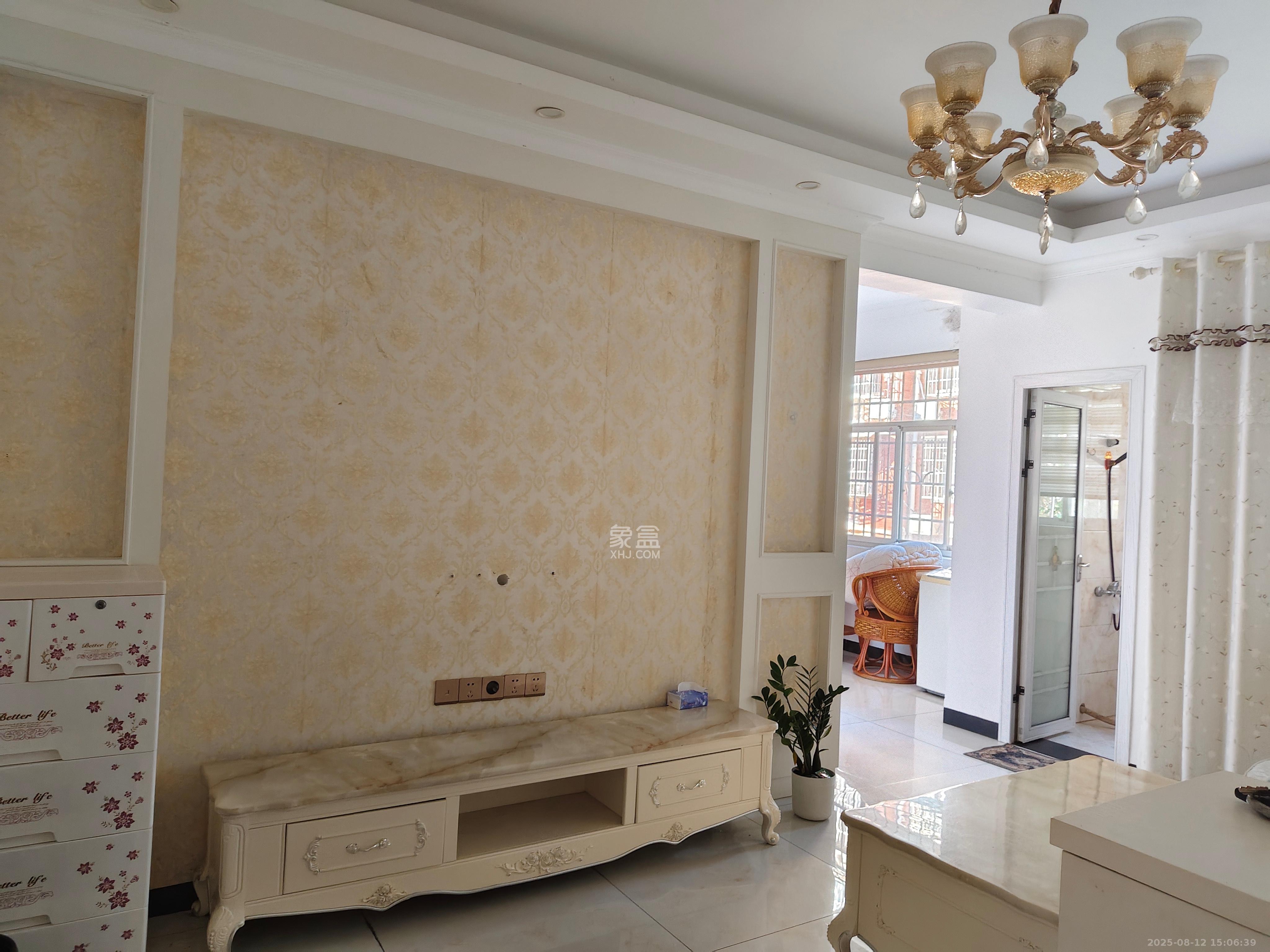 湖工花园 2室2厅1卫 1300.0元/月 湖工花园 2室2厅1卫 1300.0元/月室内图