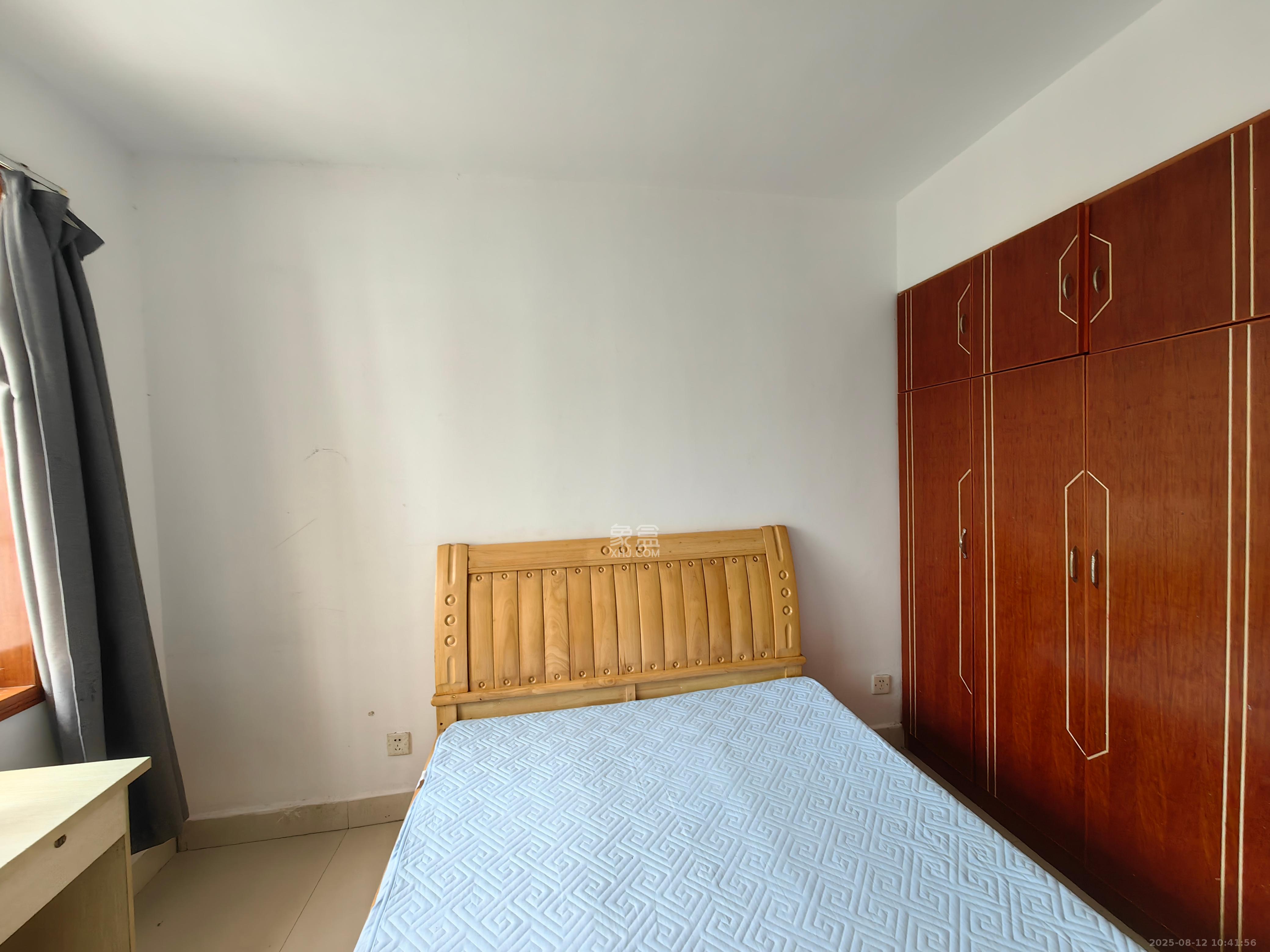 望龙小区 1室1厅1卫 1100.0元/月 望龙小区 1室1厅1卫 1100.0元/月室内图