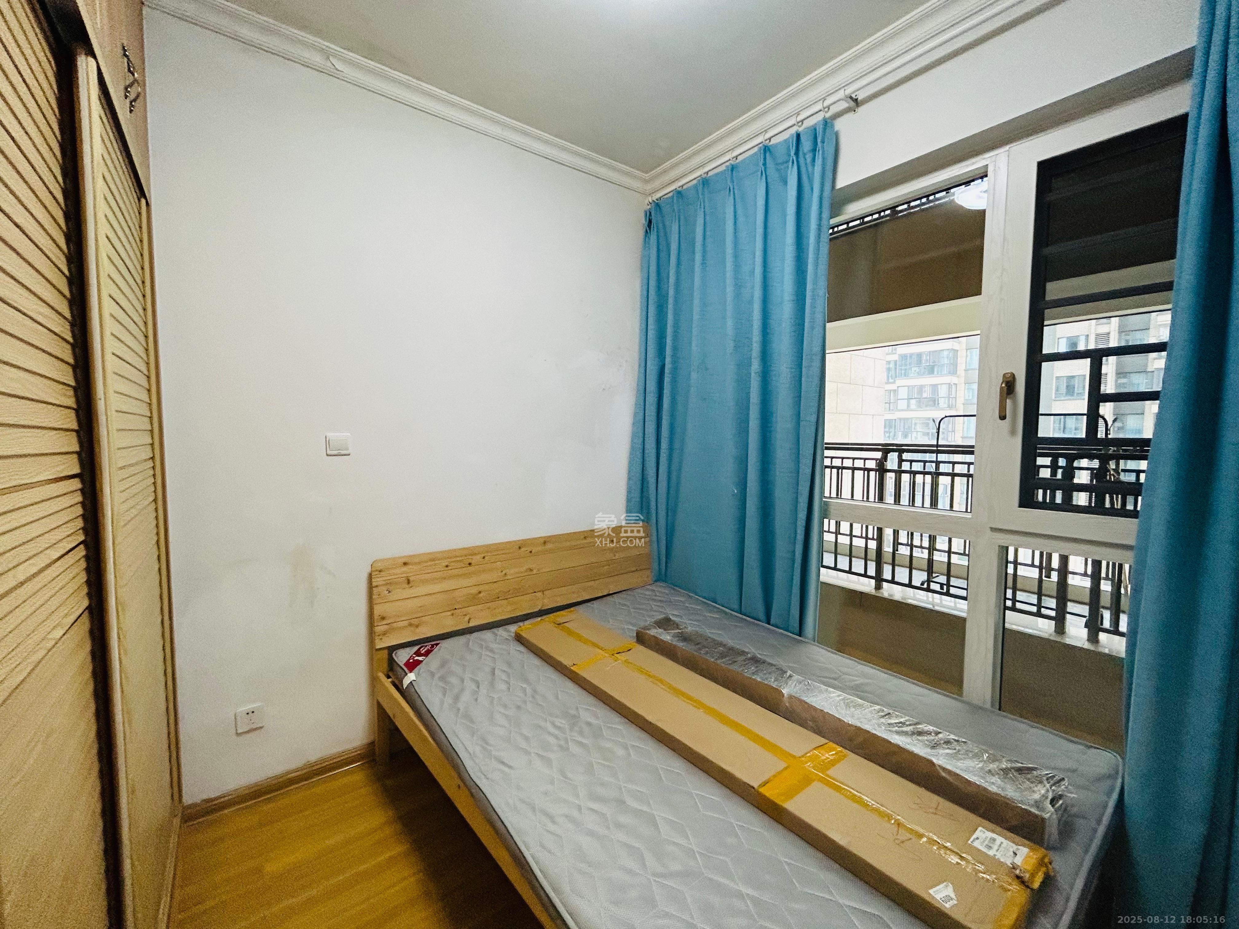 梅溪湖金茂悦（金悦雅苑）  3室2厅1卫    2700.0元/月室内图