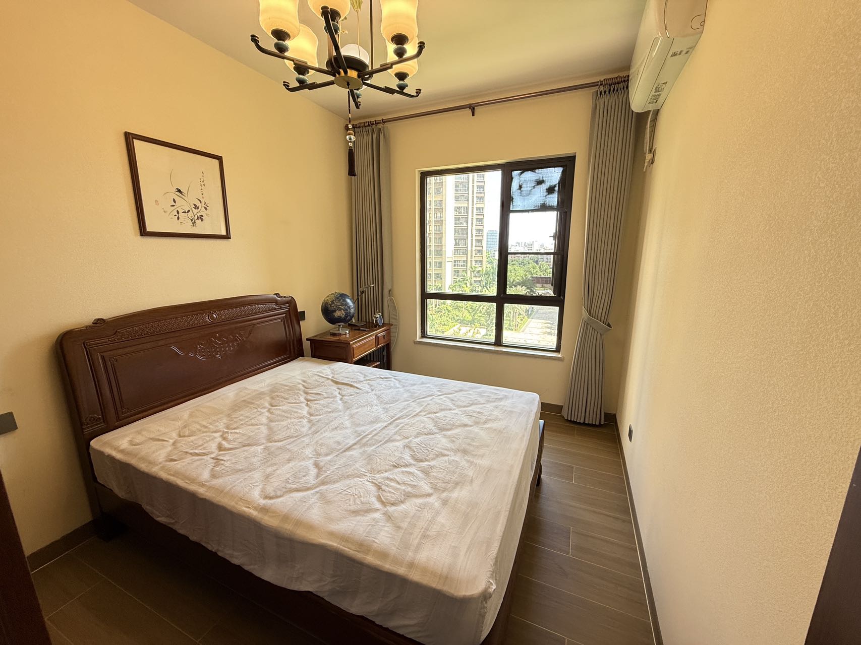 恩祥新城 4室2厅2卫 5500.0元/月 恩祥新城 4室2厅2卫 5500.0元/月室内图