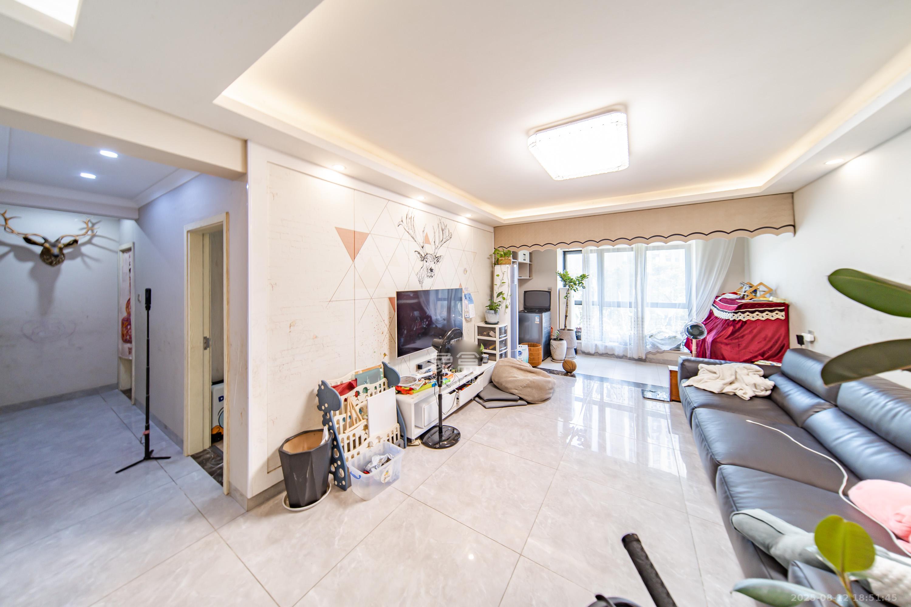 兰亭湾畔  3室2厅2卫    138.0万 兰亭湾畔  3室2厅2卫    138.0万其他