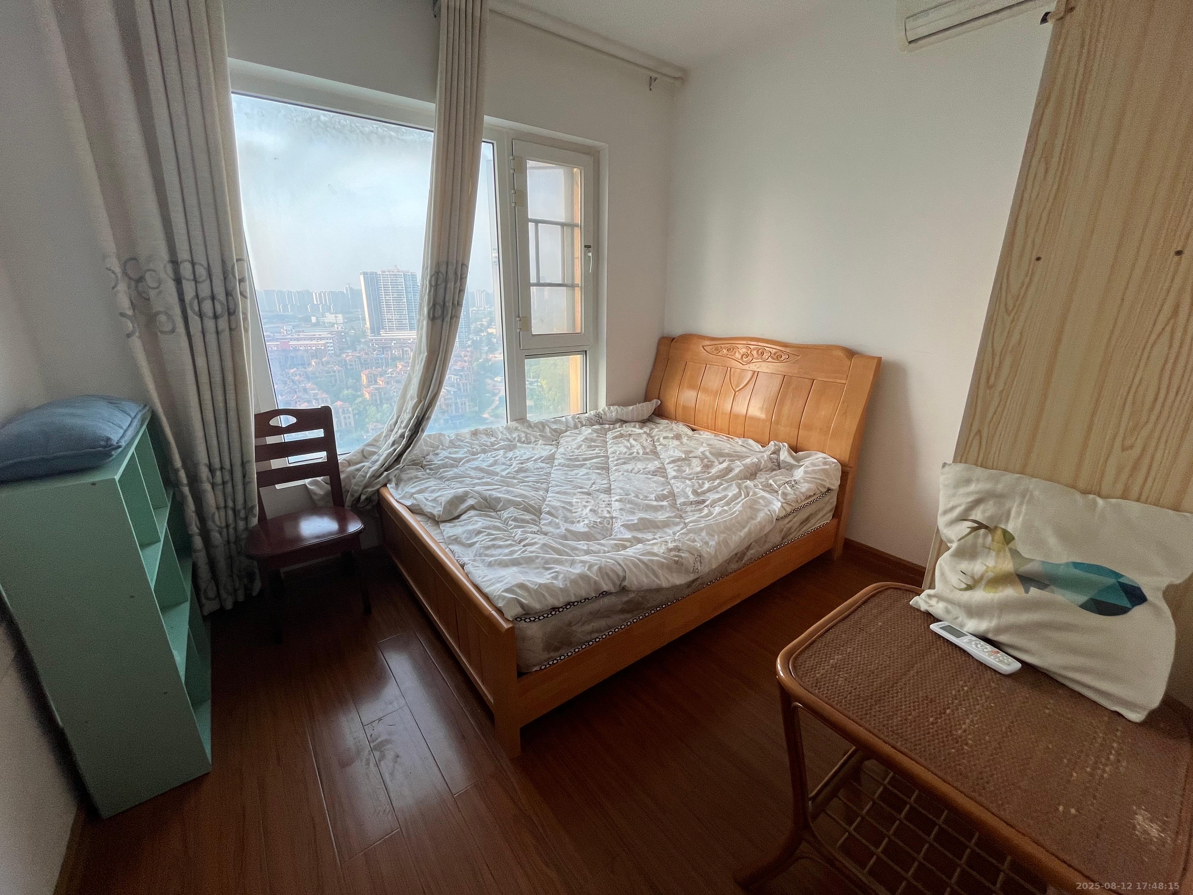 嘉宇盛世华章 4室2厅2卫 3200.0元/月 嘉宇盛世华章 4室2厅2卫 3200.0元/月室内图