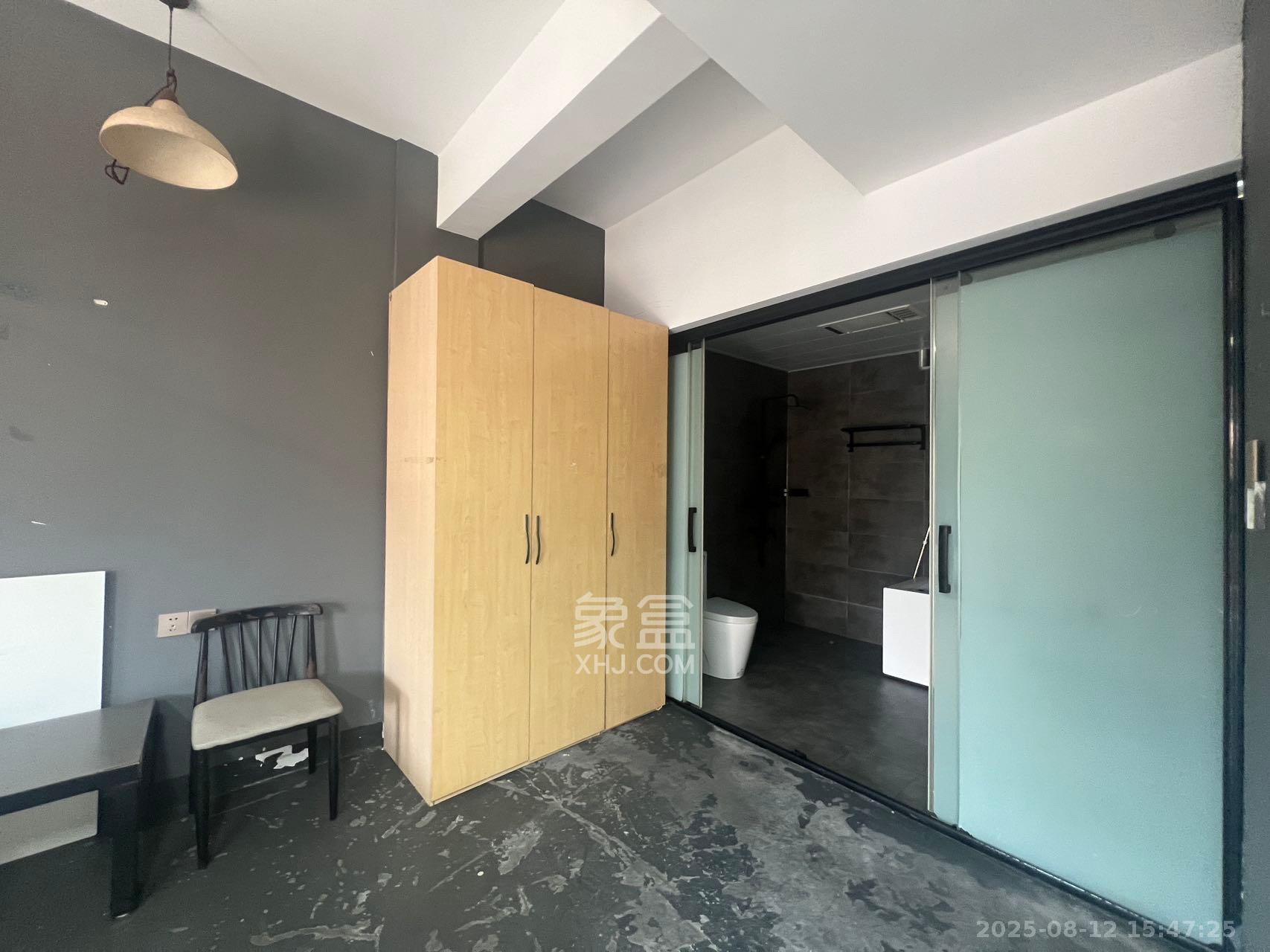 盈峰翠邸 7室2厅4卫 6500.0元/月 盈峰翠邸 7室2厅4卫 6500.0元/月室内图