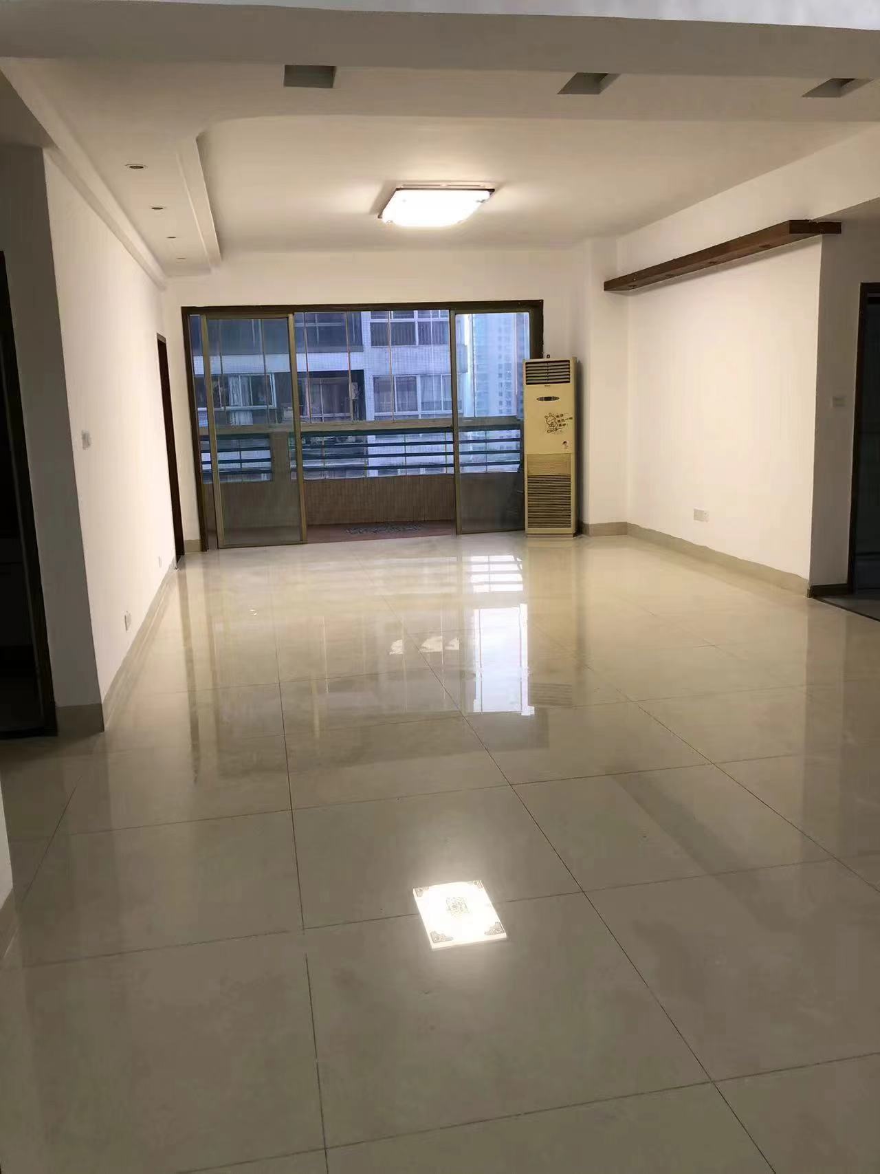 永兴阁A座  4室0厅0卫   1800.00元/月