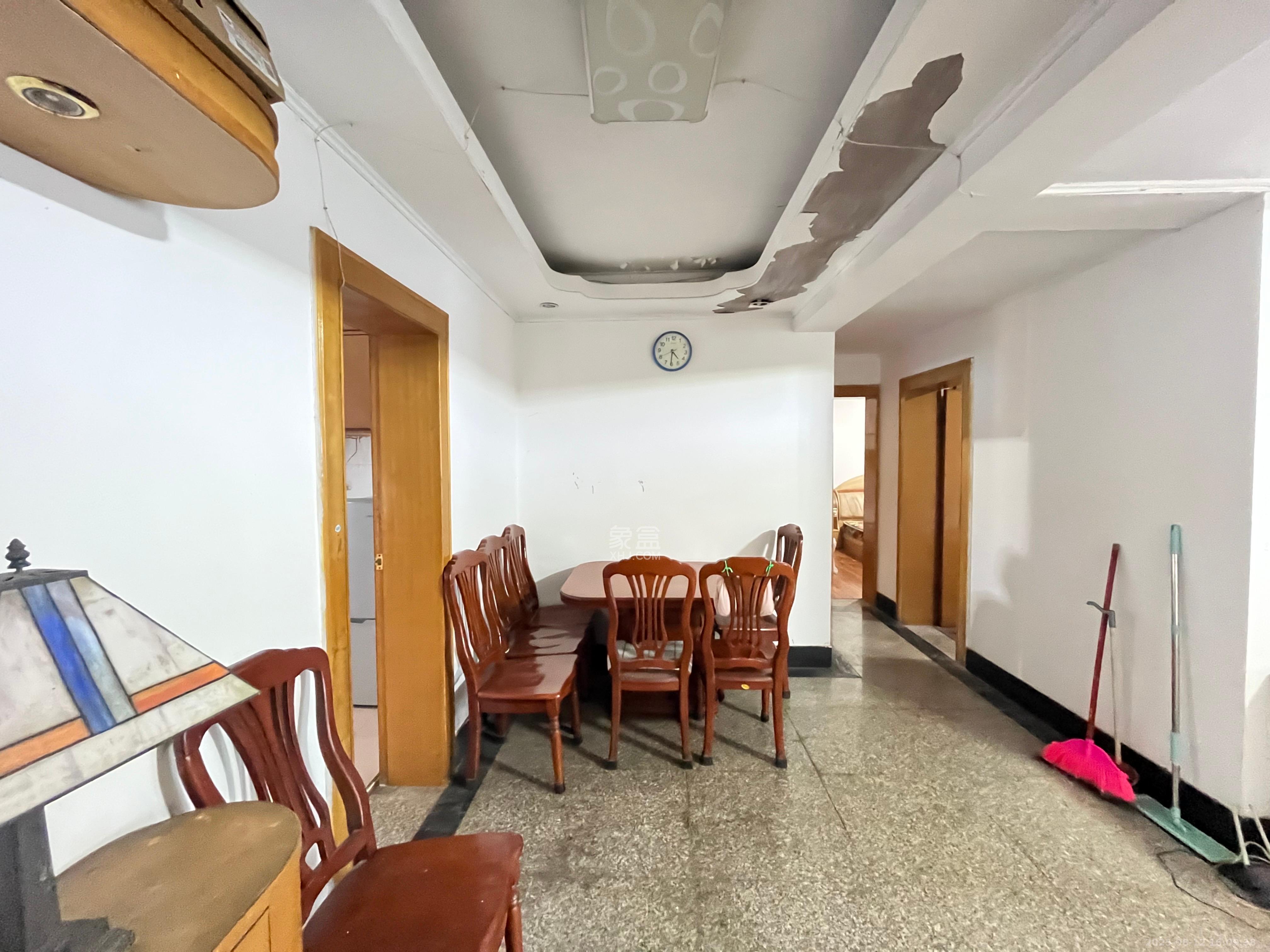 海利宿舍  3室1厅1卫    2000.0元/月室内图