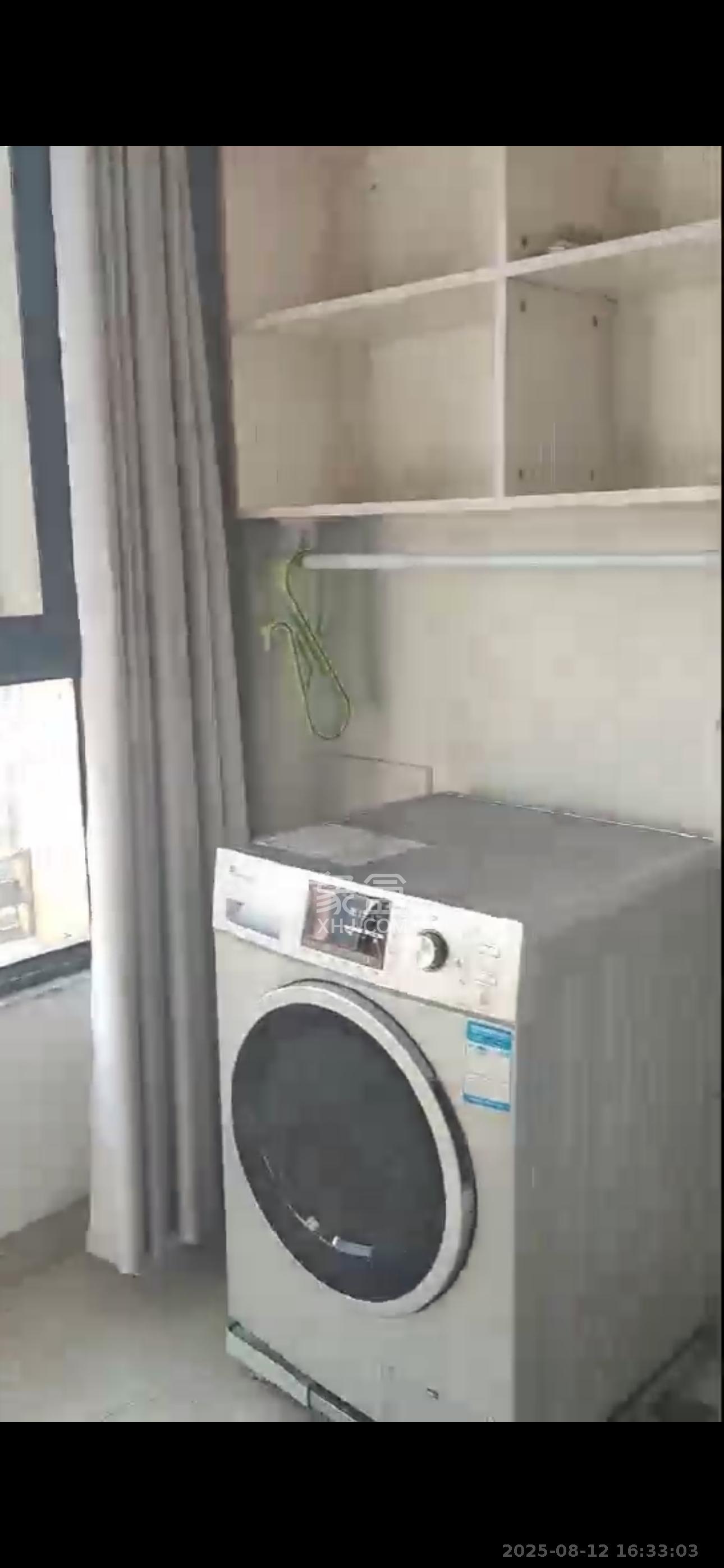 好莱城(弘德西街) 3室2厅1卫 2200.0元/月 好莱城(弘德西街) 3室2厅1卫 2200.0元/月室内图