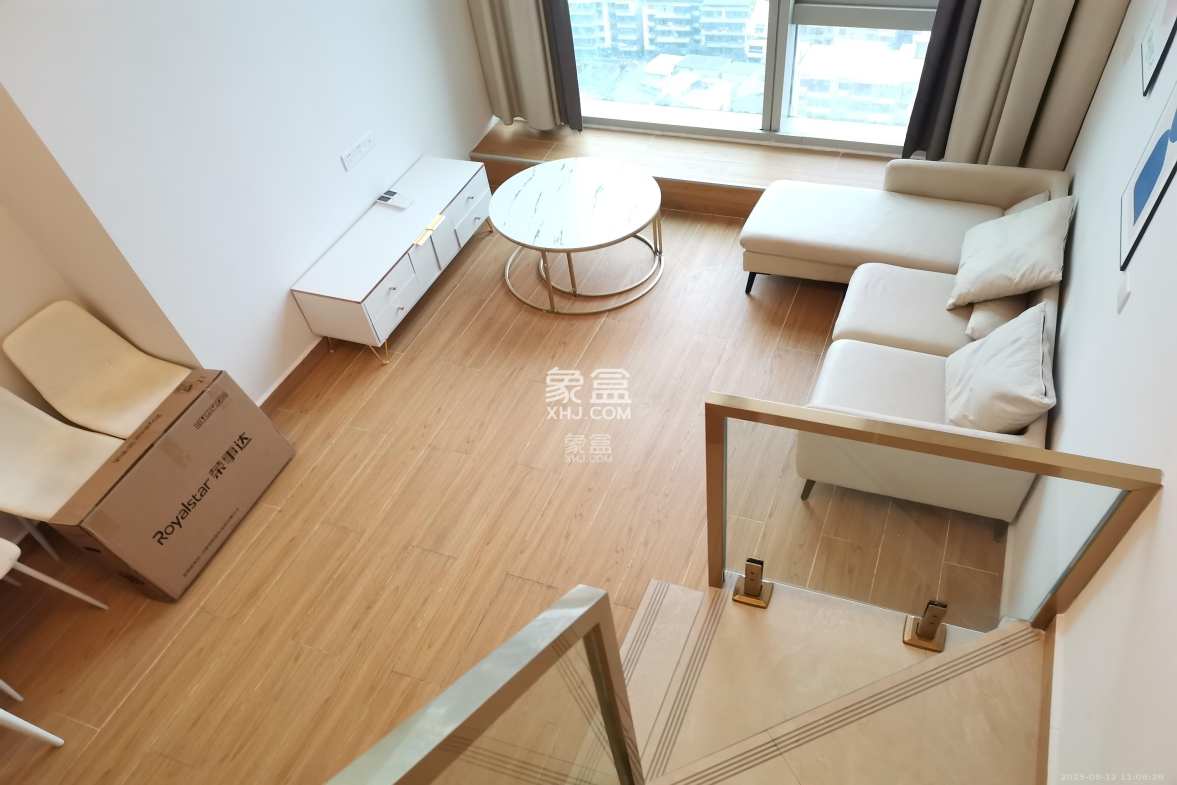 敬天广场  2室1厅1卫    2600.0元/月 敬天广场  2室1厅1卫    2600.0元/月室内图