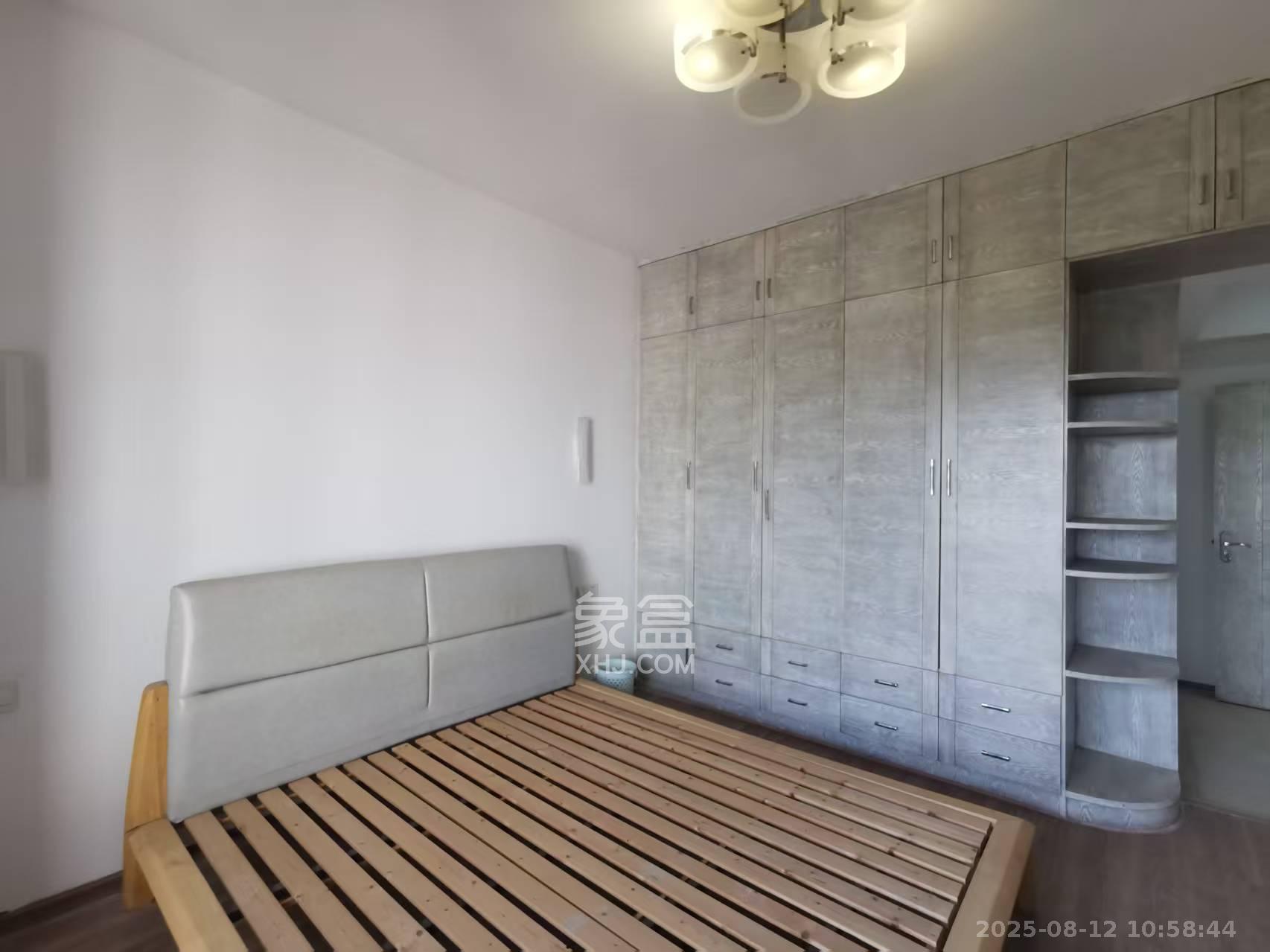 珠江东方明珠(新地东方明珠)三期 3室2厅2卫 2100.0元/月 珠江东方明珠(新地东方明珠)三期 3室2厅2卫 2100.0元/月室内图