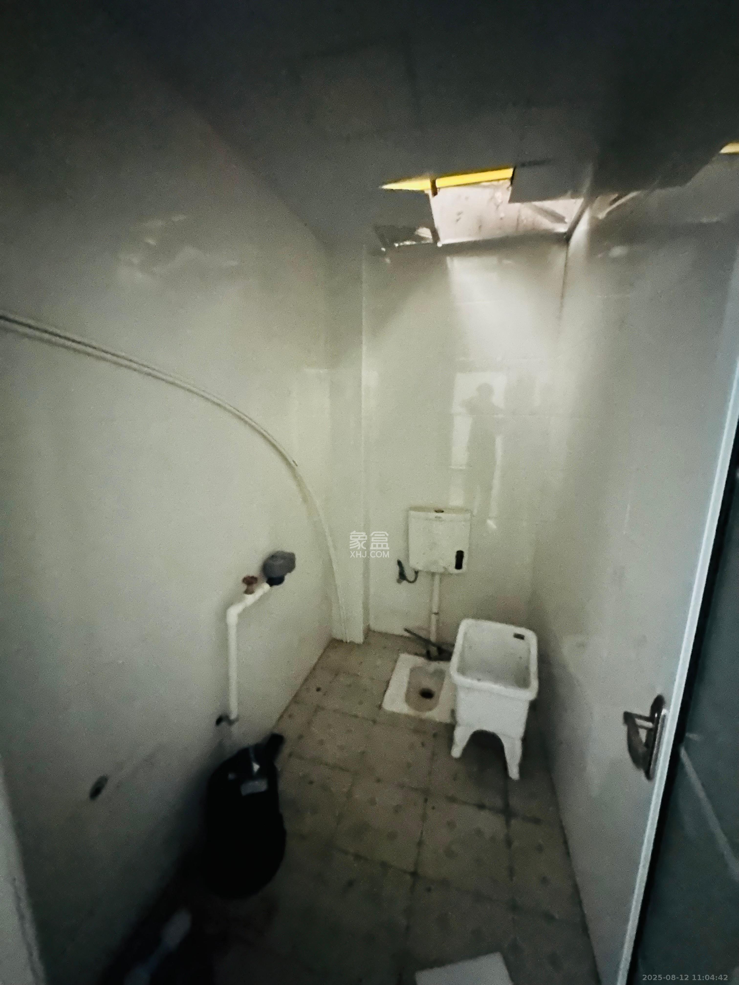 麓谷明珠   91.0㎡      8000.0元/月室内图