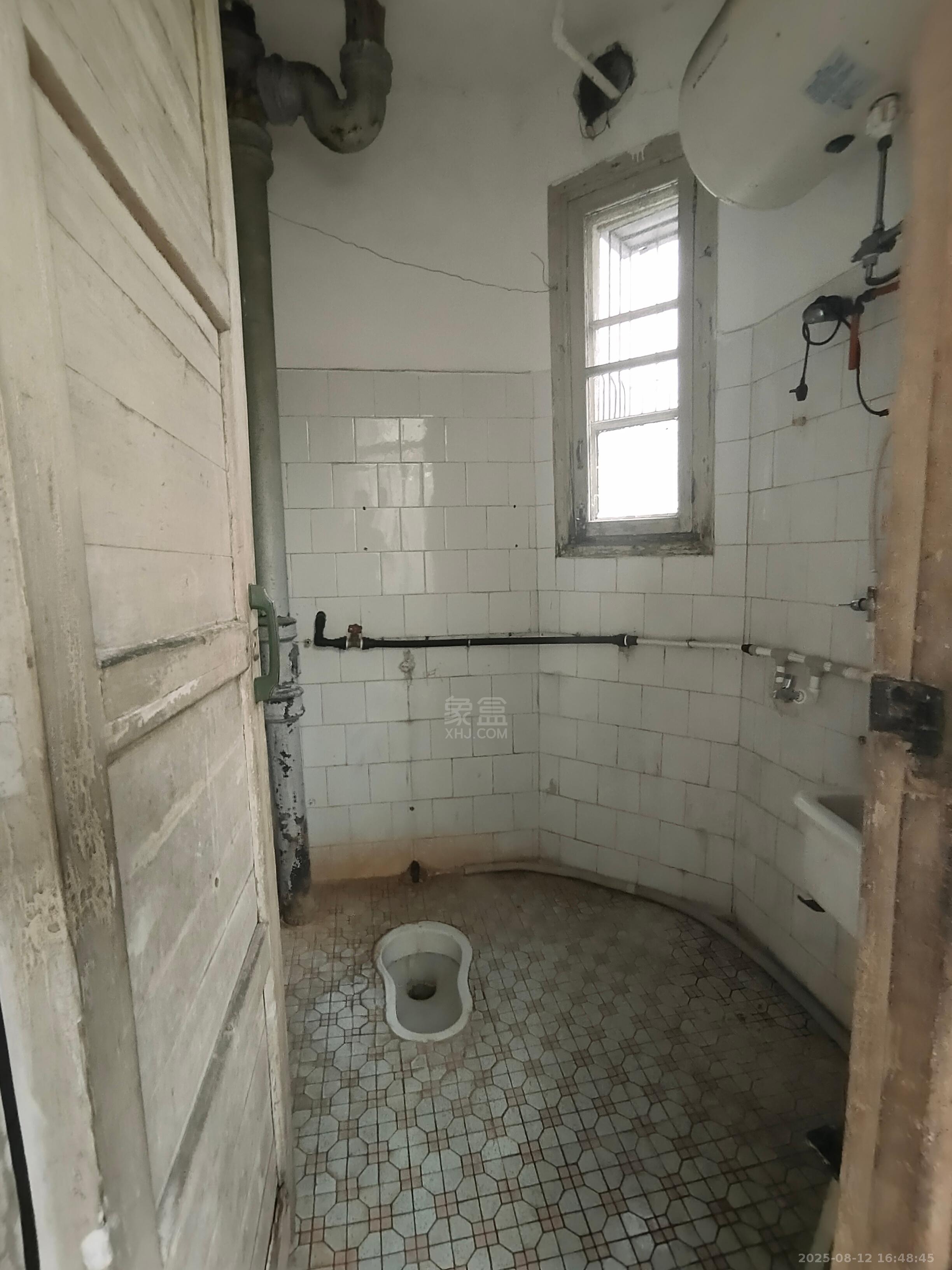 环保局宿舍纺织路27号  2室2厅1卫    600.0元/月 环保局宿舍纺织路27号  2室2厅1卫    600.0元/月室内图