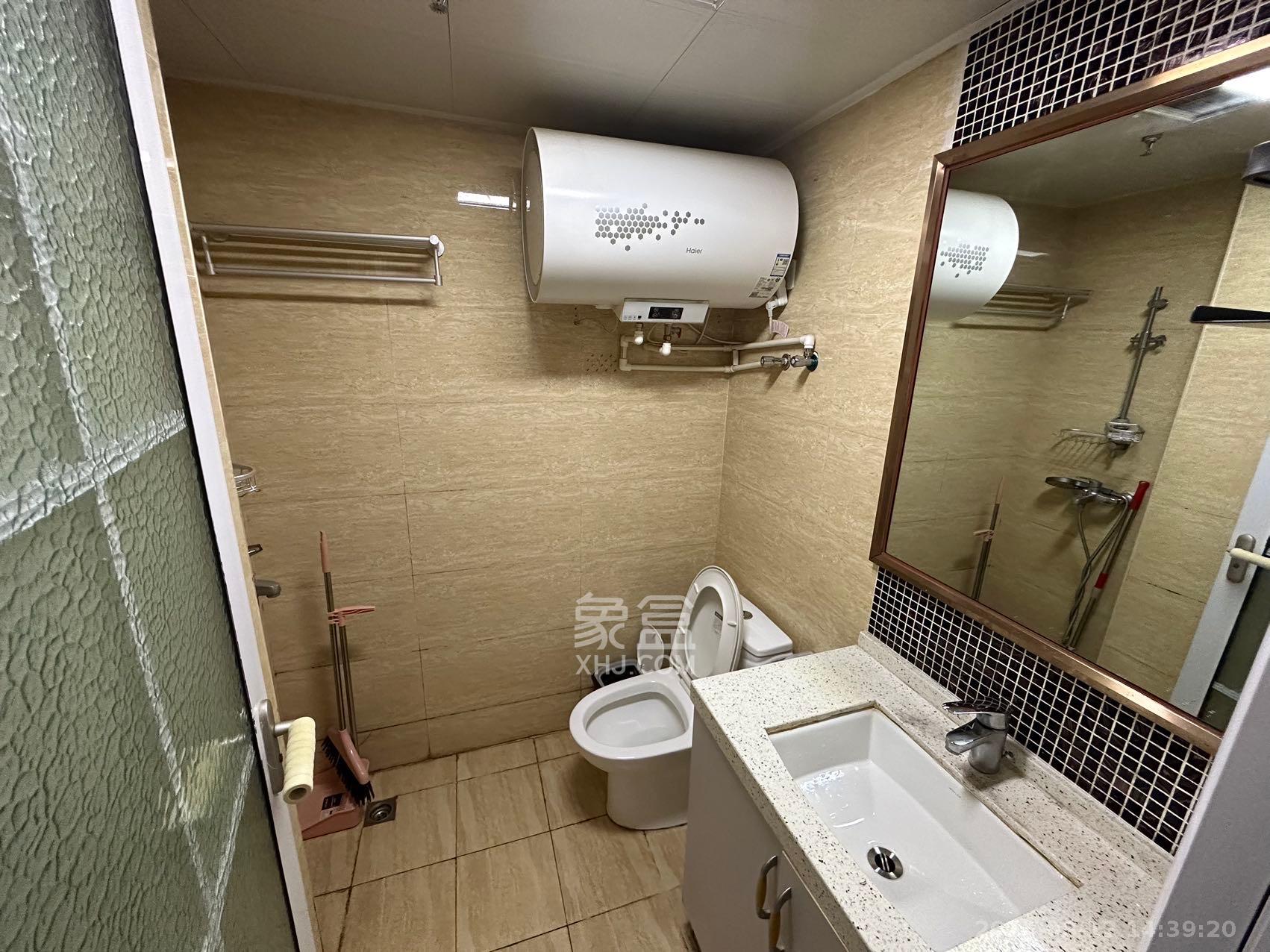 五江天街北区  1室1厅1卫   1450.00元/月室内图