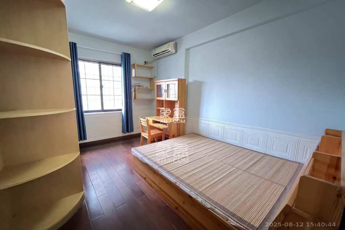 沁园春御院  2室2厅1卫    2900.0元/月 沁园春御院  2室2厅1卫    2900.0元/月室内图