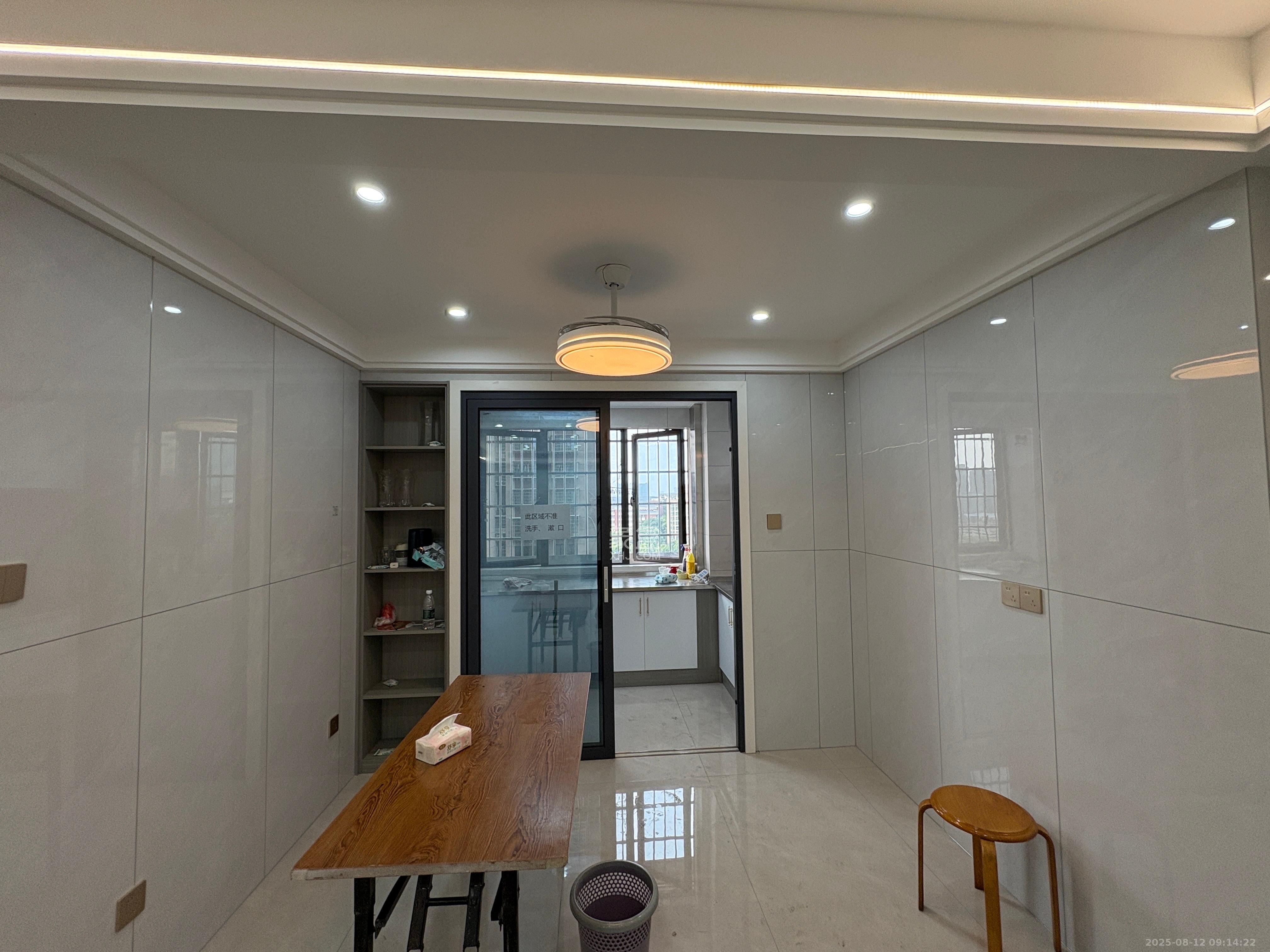 金塘家园 3室2厅1卫 3500.0元/月 金塘家园 3室2厅1卫 3500.0元/月室内图