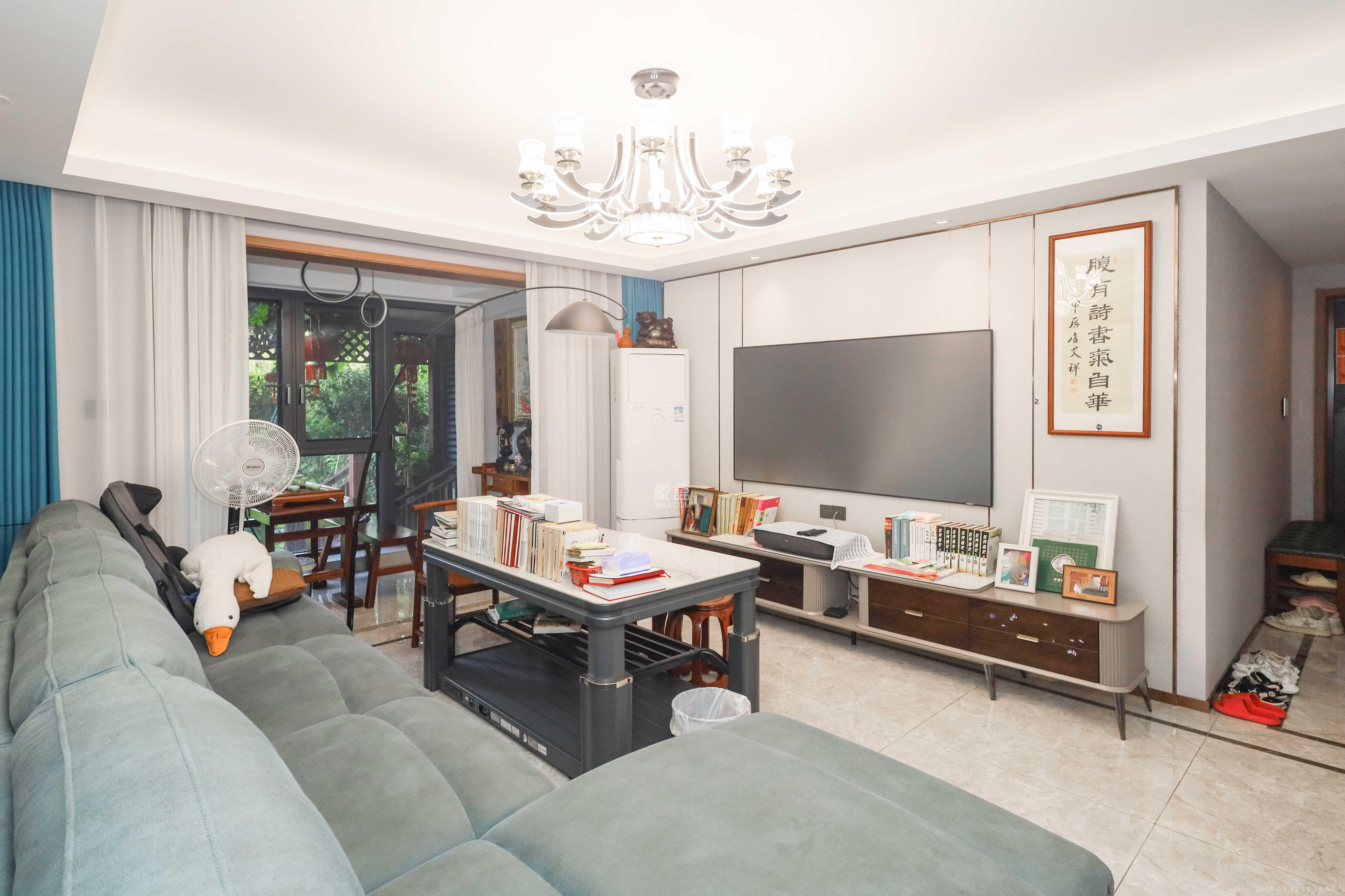 梅溪悦章  4室2厅2卫    228.0万 梅溪悦章  4室2厅2卫    228.0万客厅