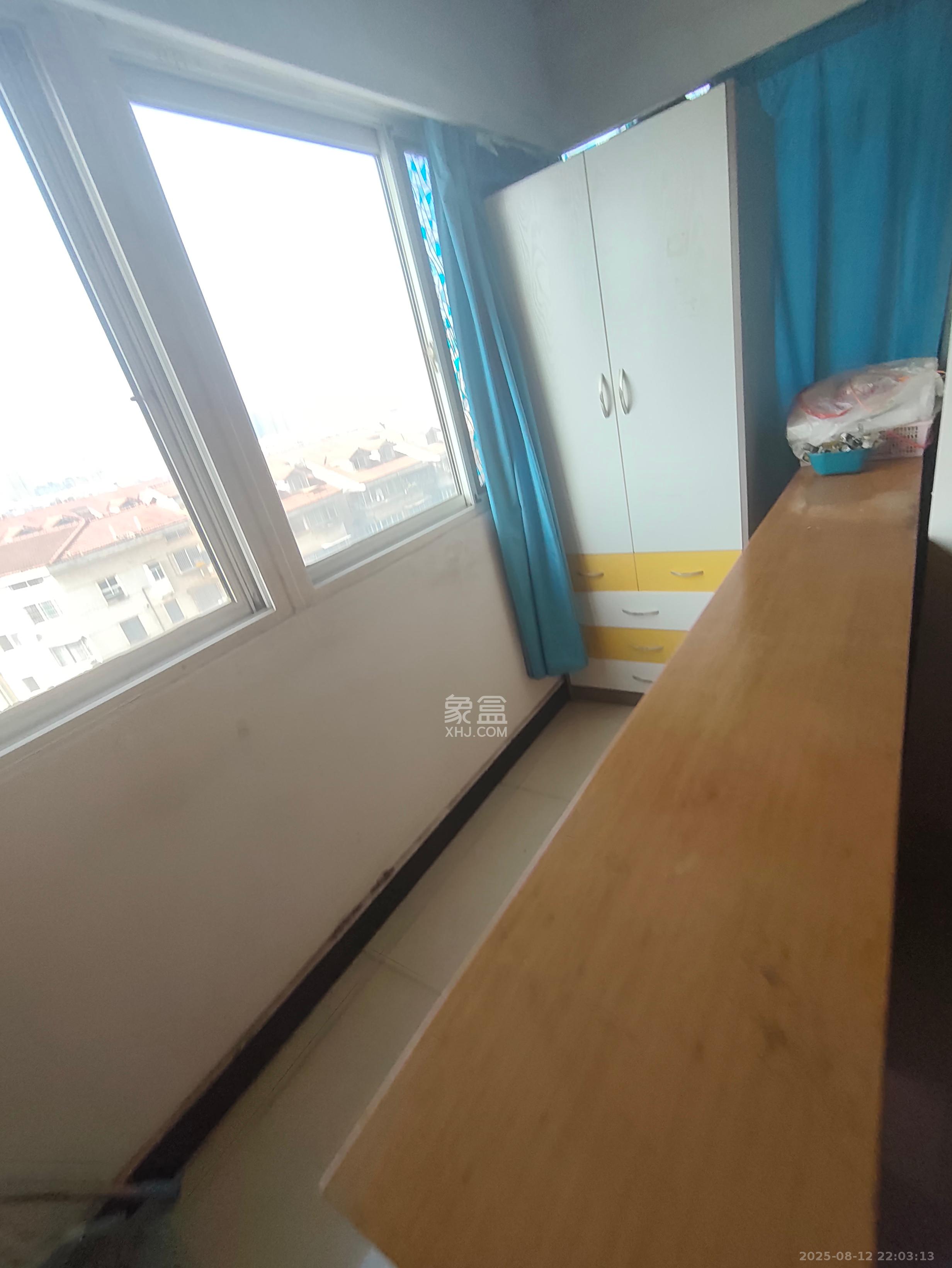 测绘局单位房 2室1厅1卫 1200.0元/月 测绘局单位房 2室1厅1卫 1200.0元/月室内图