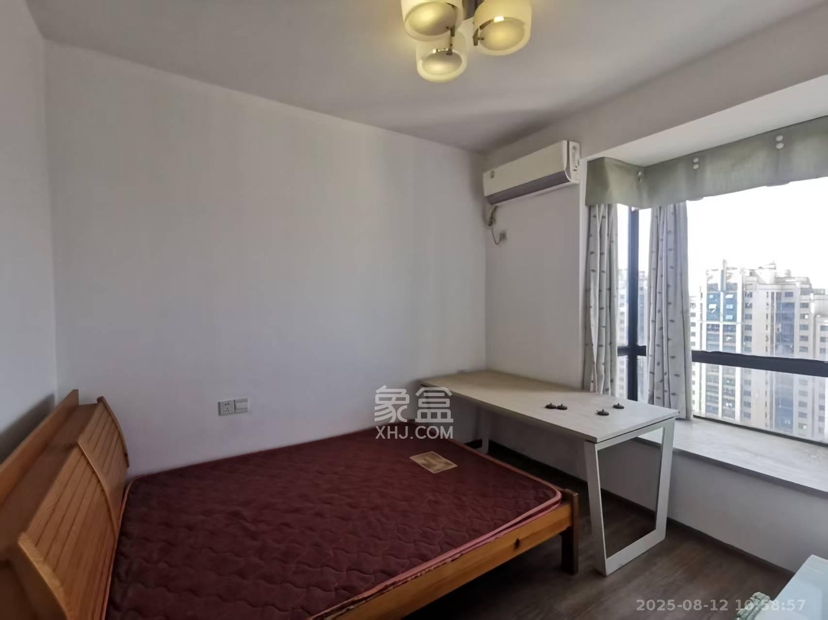 珠江东方明珠（新地东方明珠）三期  3室2厅2卫    2100.0元/月室内图