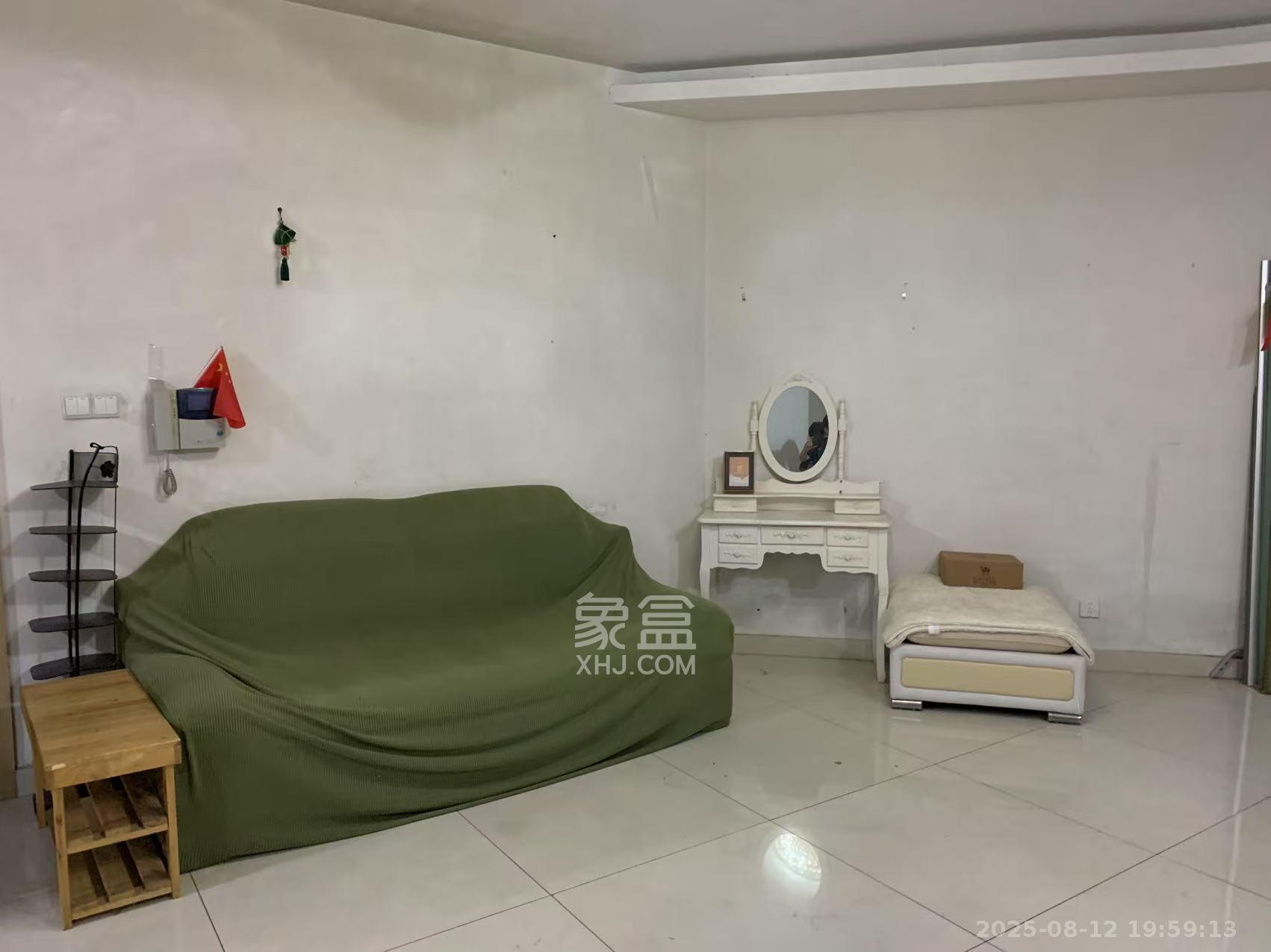 顺天黄金海岸 3室2厅1卫 2300.0元/月 顺天黄金海岸 3室2厅1卫 2300.0元/月室内图