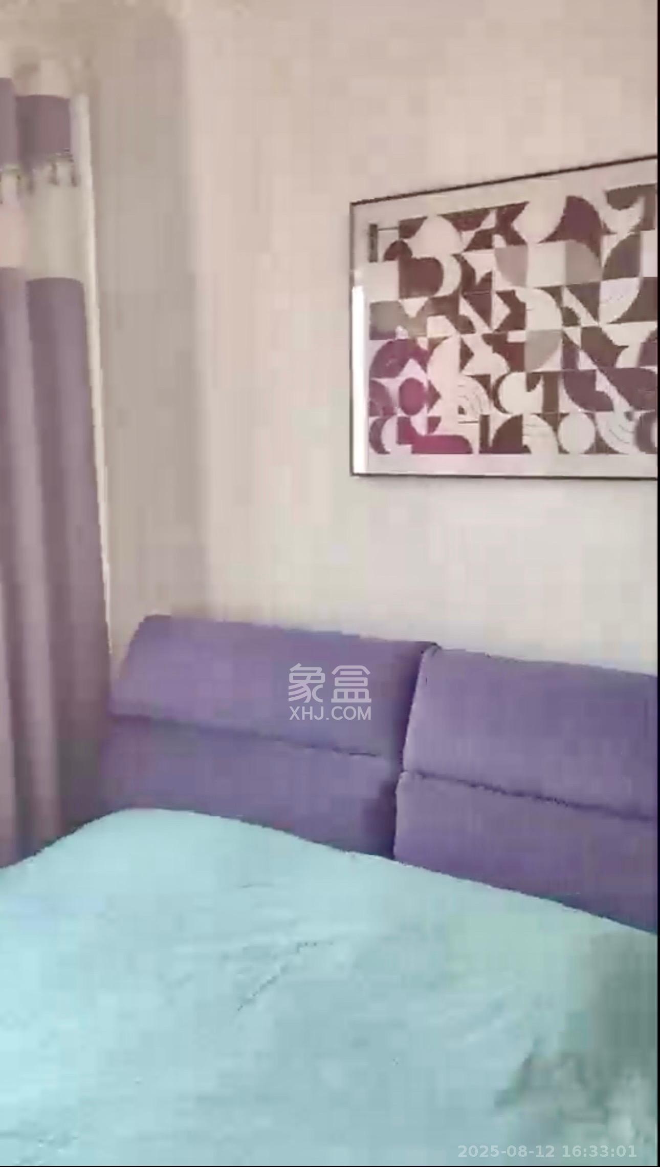 好莱城(弘德西街) 3室2厅1卫 2200.0元/月 好莱城(弘德西街) 3室2厅1卫 2200.0元/月室内图