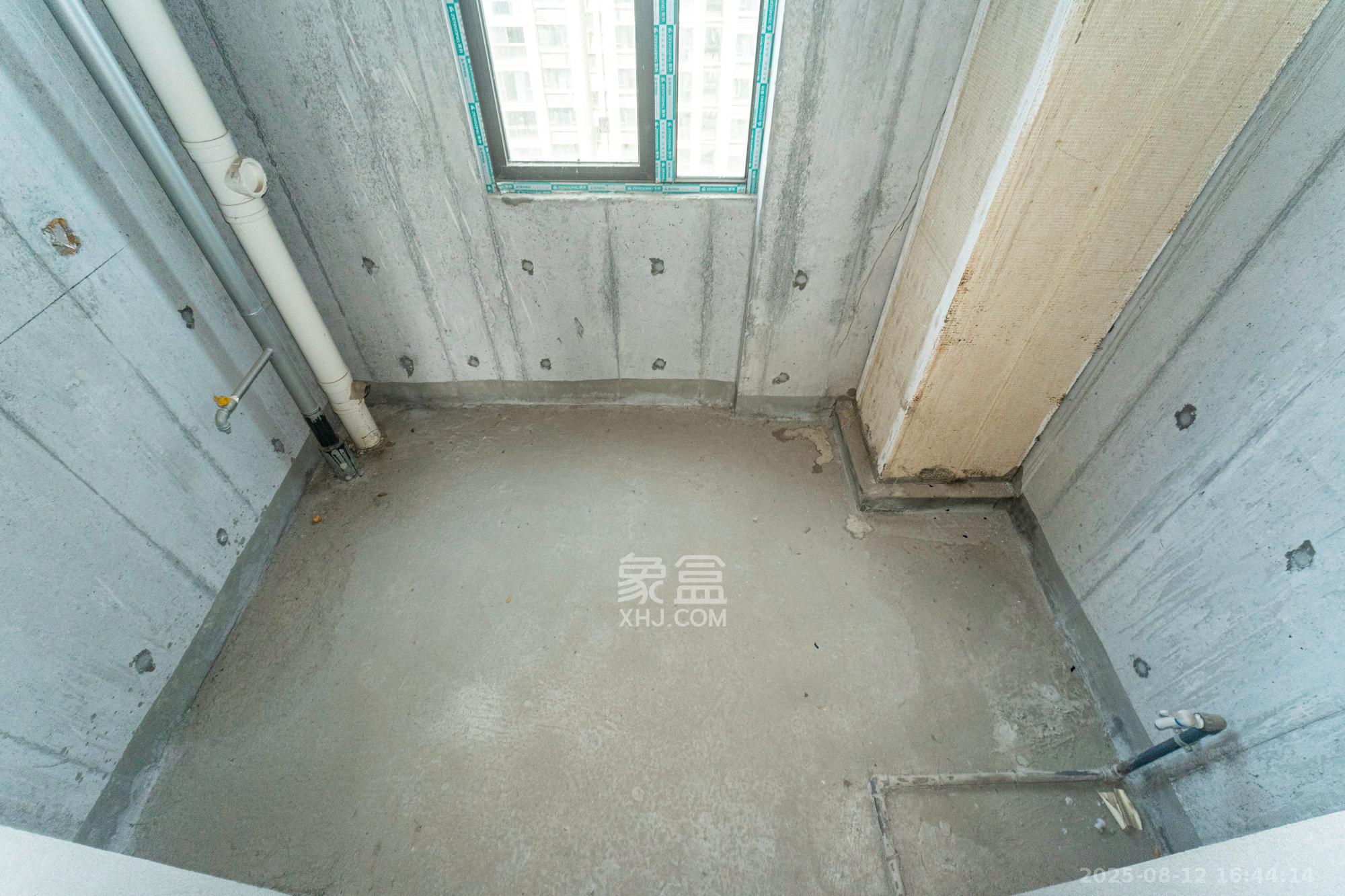 映悦星府  4室2厅2卫    76.98万厨房