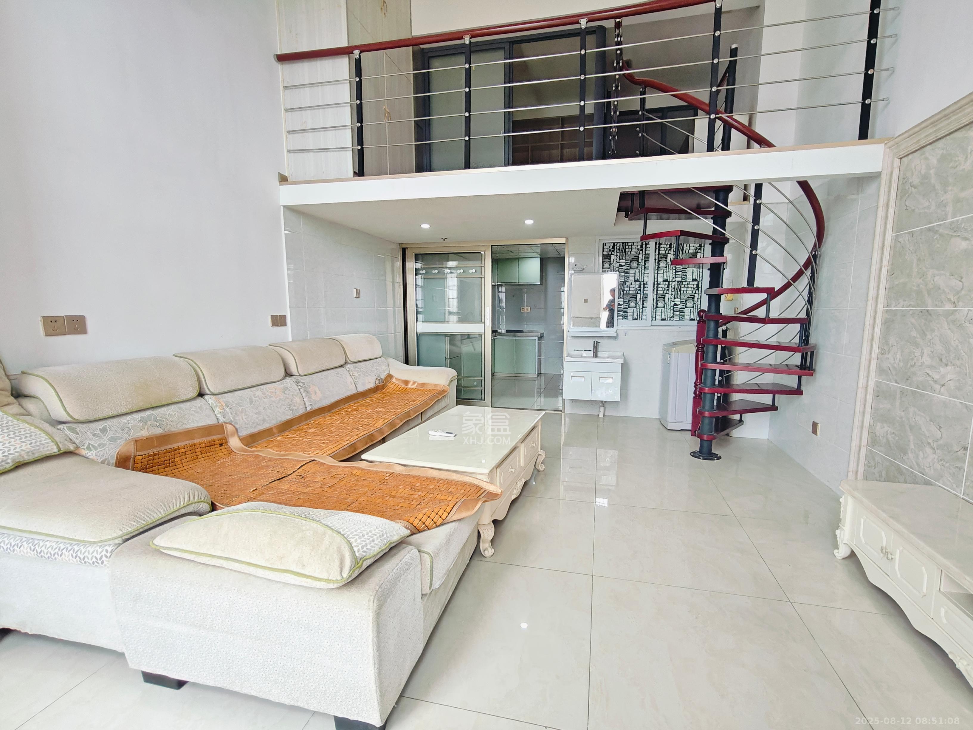 MOMA当代广场 2室2厅1卫 1380.0元/月 MOMA当代广场 2室2厅1卫 1380.0元/月室内图