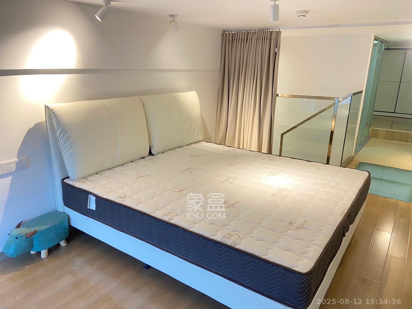 万润时光里  1室1厅1卫    2600.0元/月 万润时光里  1室1厅1卫    2600.0元/月室内图