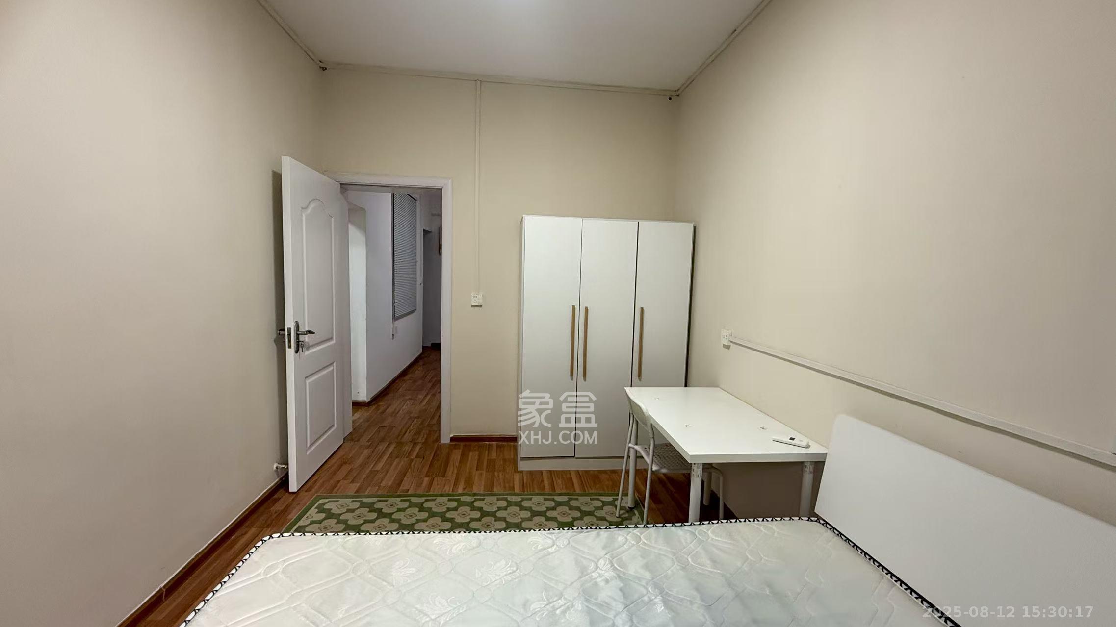 湖橡宿舍/湖橡小区  2室1厅1卫   2200.00元/月室内图