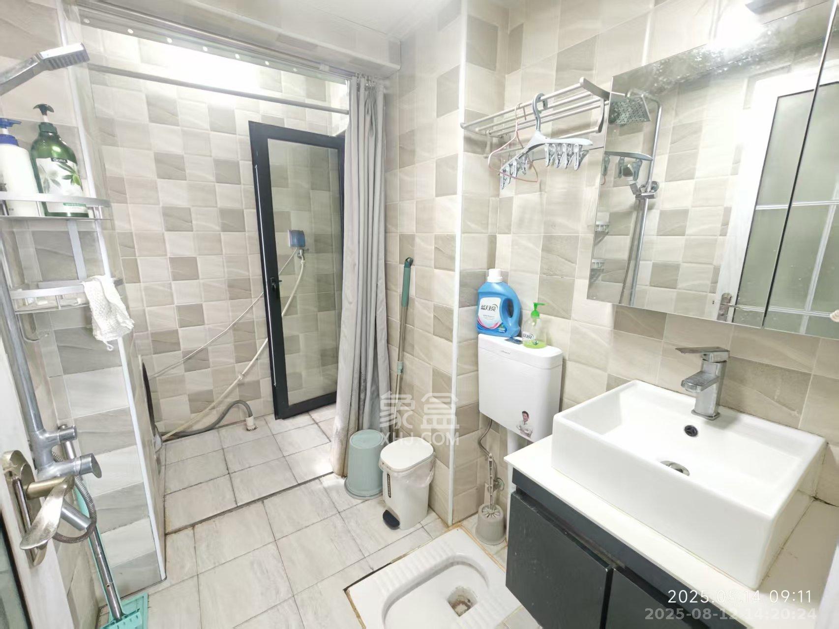 天鸿天府(天鸿中央大院) 2室1厅1卫 2200.0元/月 天鸿天府(天鸿中央大院) 2室1厅1卫 2200.0元/月室内图