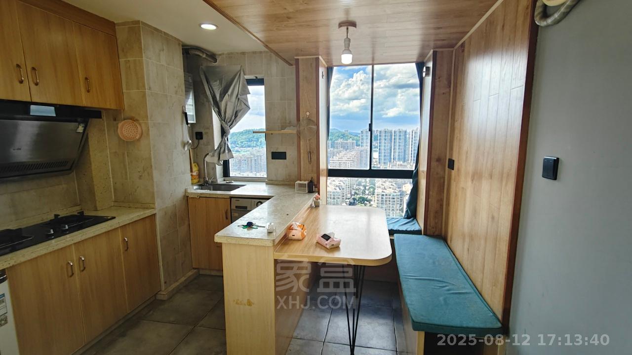 中建御山和苑  1室1厅1卫    1500.0元/月