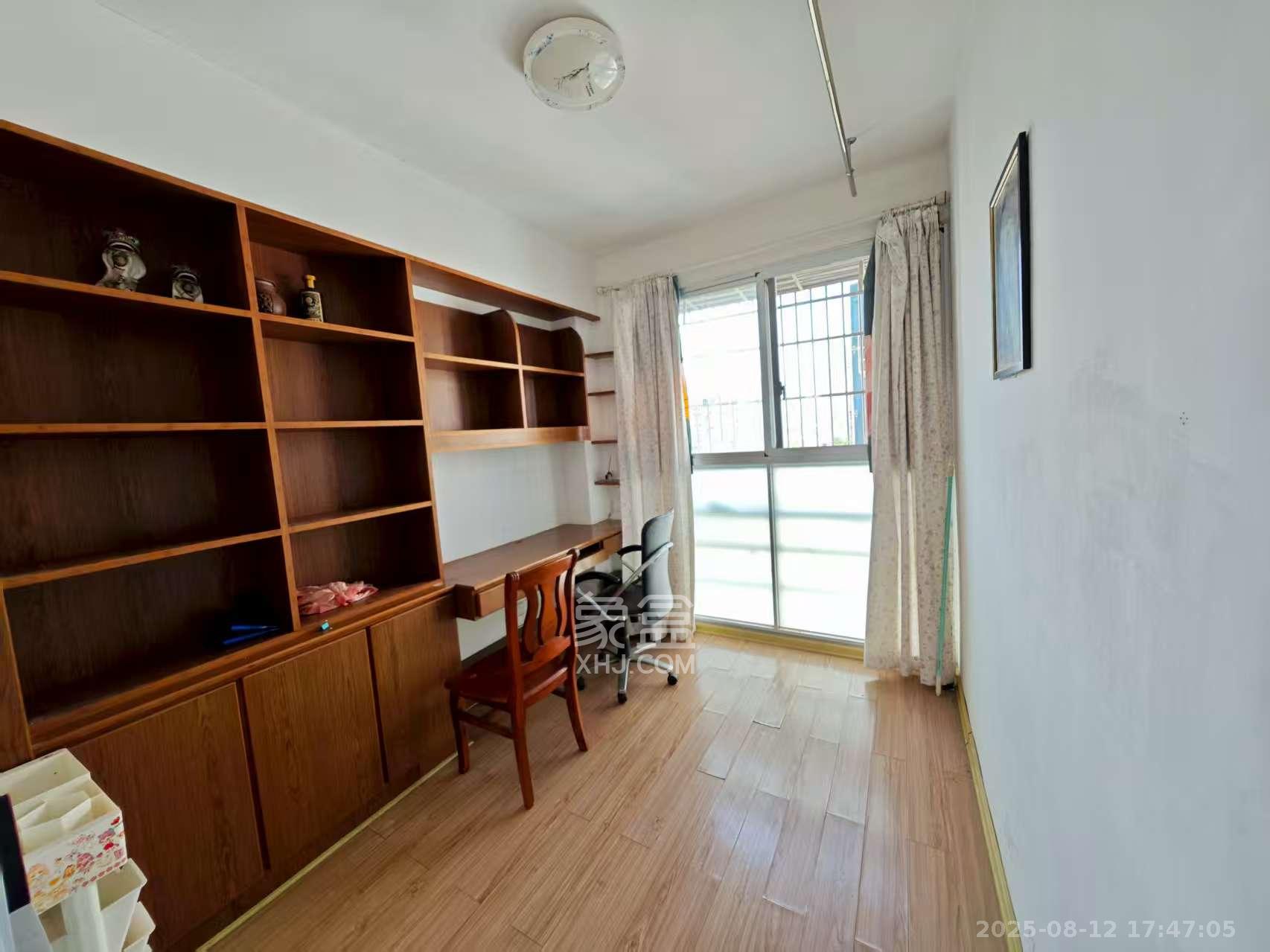 申奥美域  3室2厅1卫    2500.0元/月 申奥美域  3室2厅1卫    2500.0元/月室内图