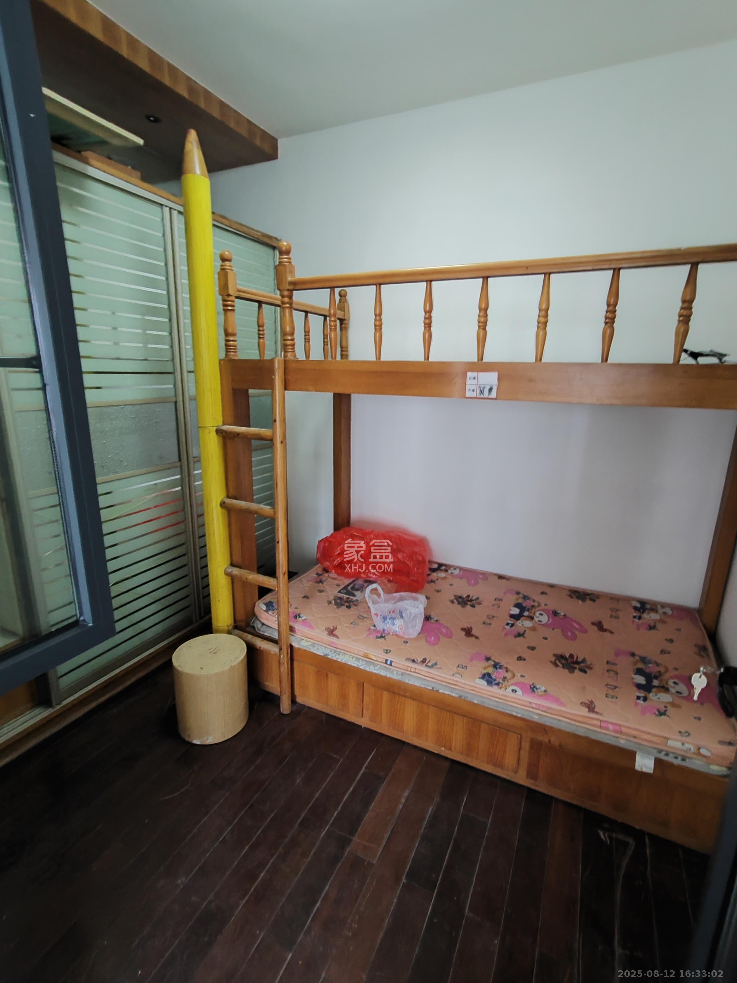 五一华府  2室1厅1卫    3000.0元/月 五一华府  2室1厅1卫    3000.0元/月室内图