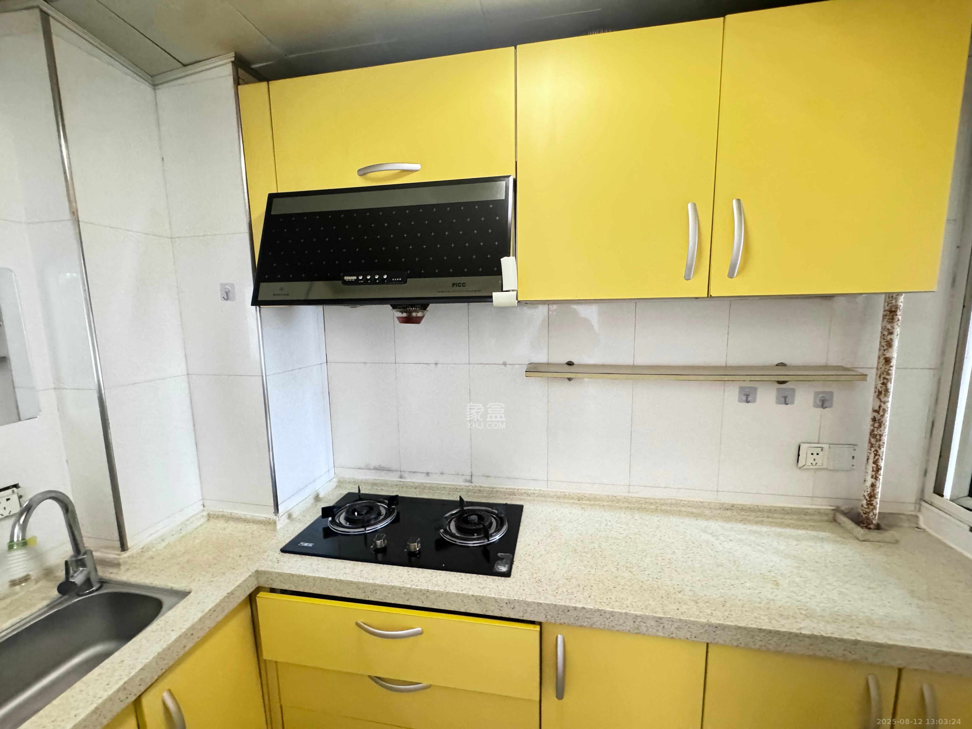 白沙晶城  1室1厅1卫    1900.0元/月 白沙晶城  1室1厅1卫    1900.0元/月室内图