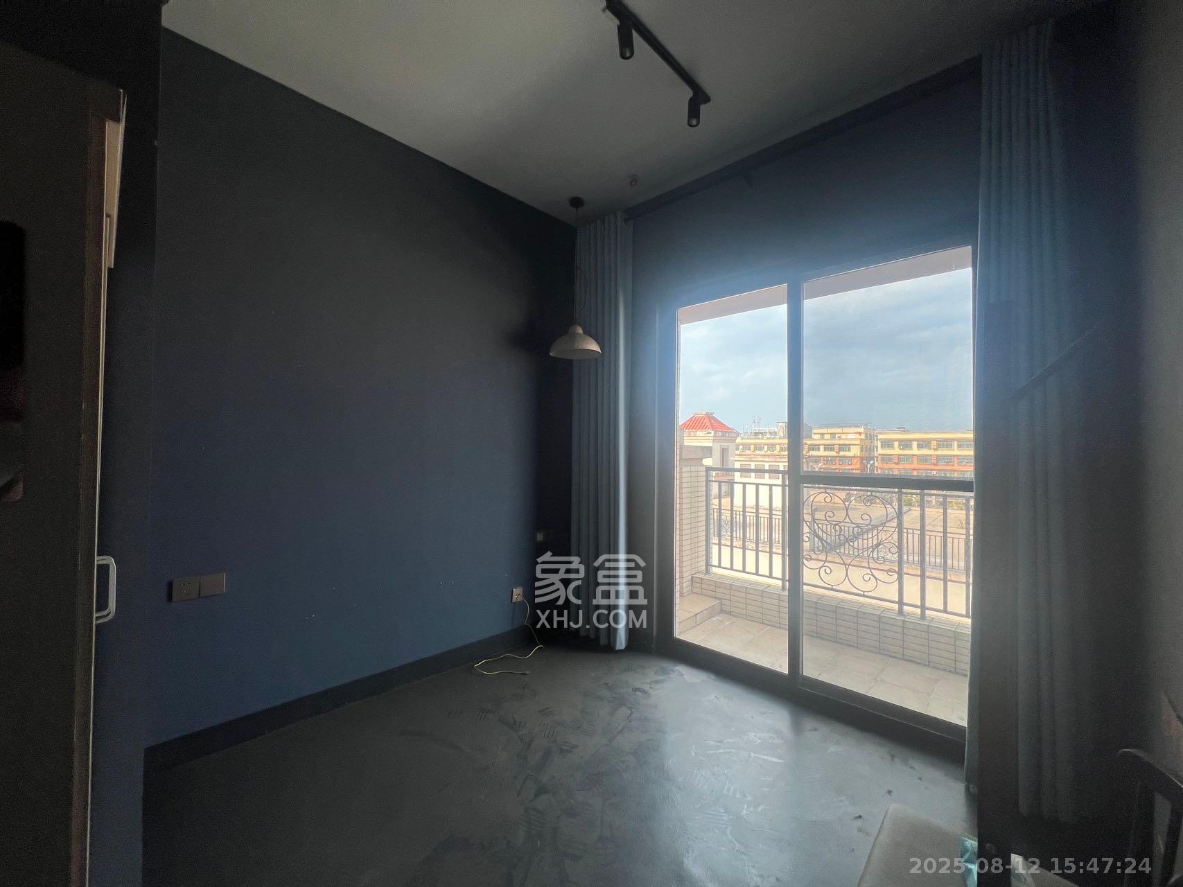 盈峰翠邸 7室2厅4卫 6500.0元/月 盈峰翠邸 7室2厅4卫 6500.0元/月室内图