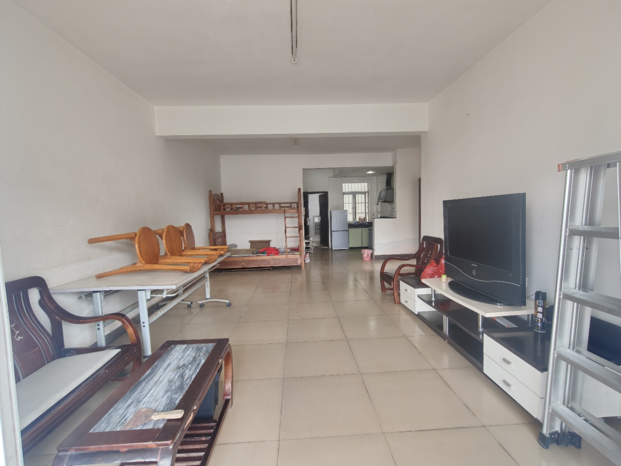 文渊阁 2室2厅1卫 1700.0元/月 文渊阁 2室2厅1卫 1700.0元/月室内图