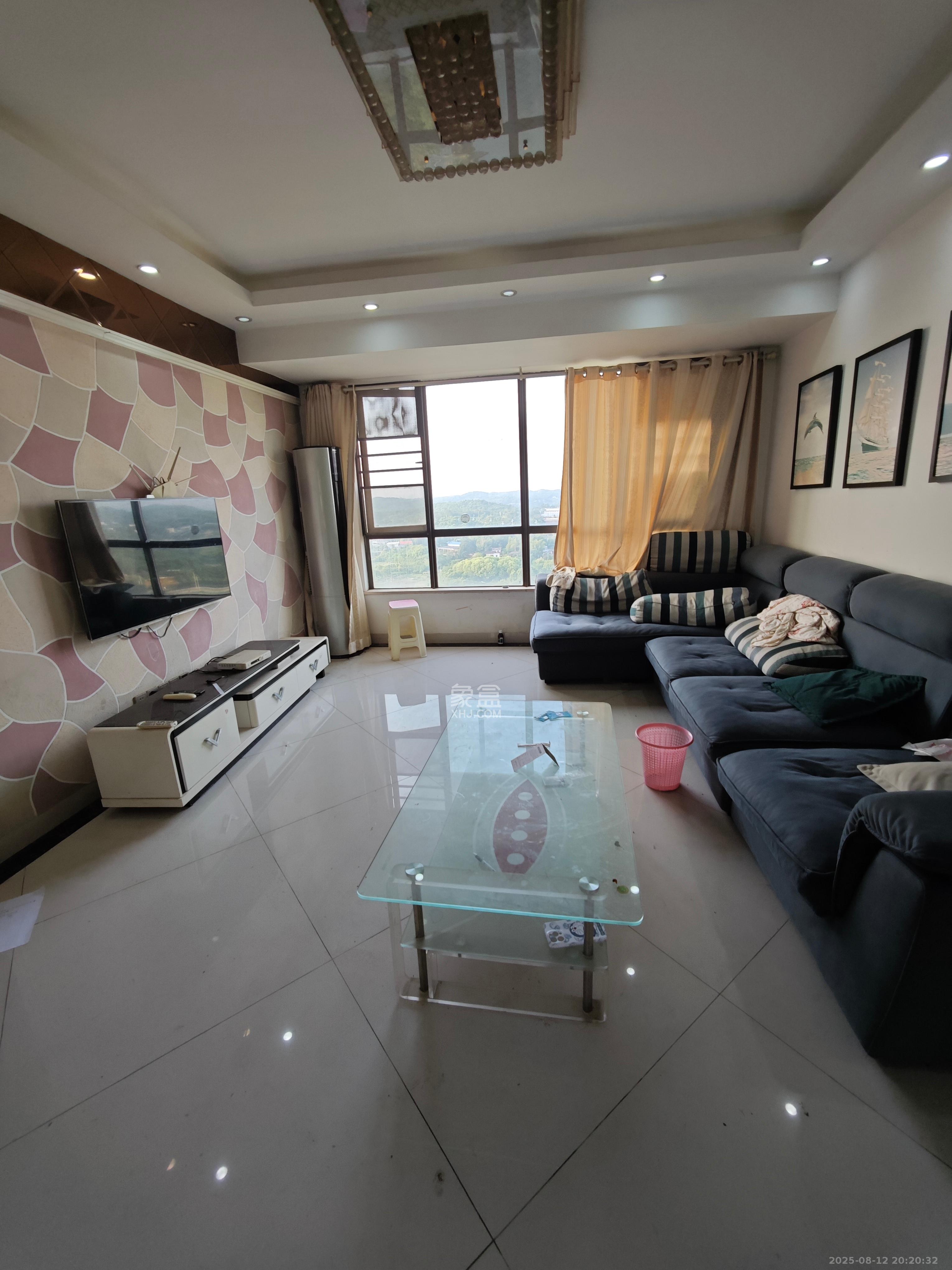 佳兆业水岸新都  3室2厅2卫    1900.0元/月室内图