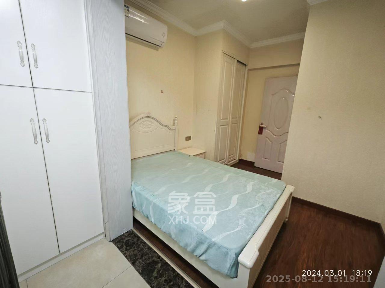 天鸿天府（天鸿中央大院）  2室1厅1卫    2000.0元/月室内图