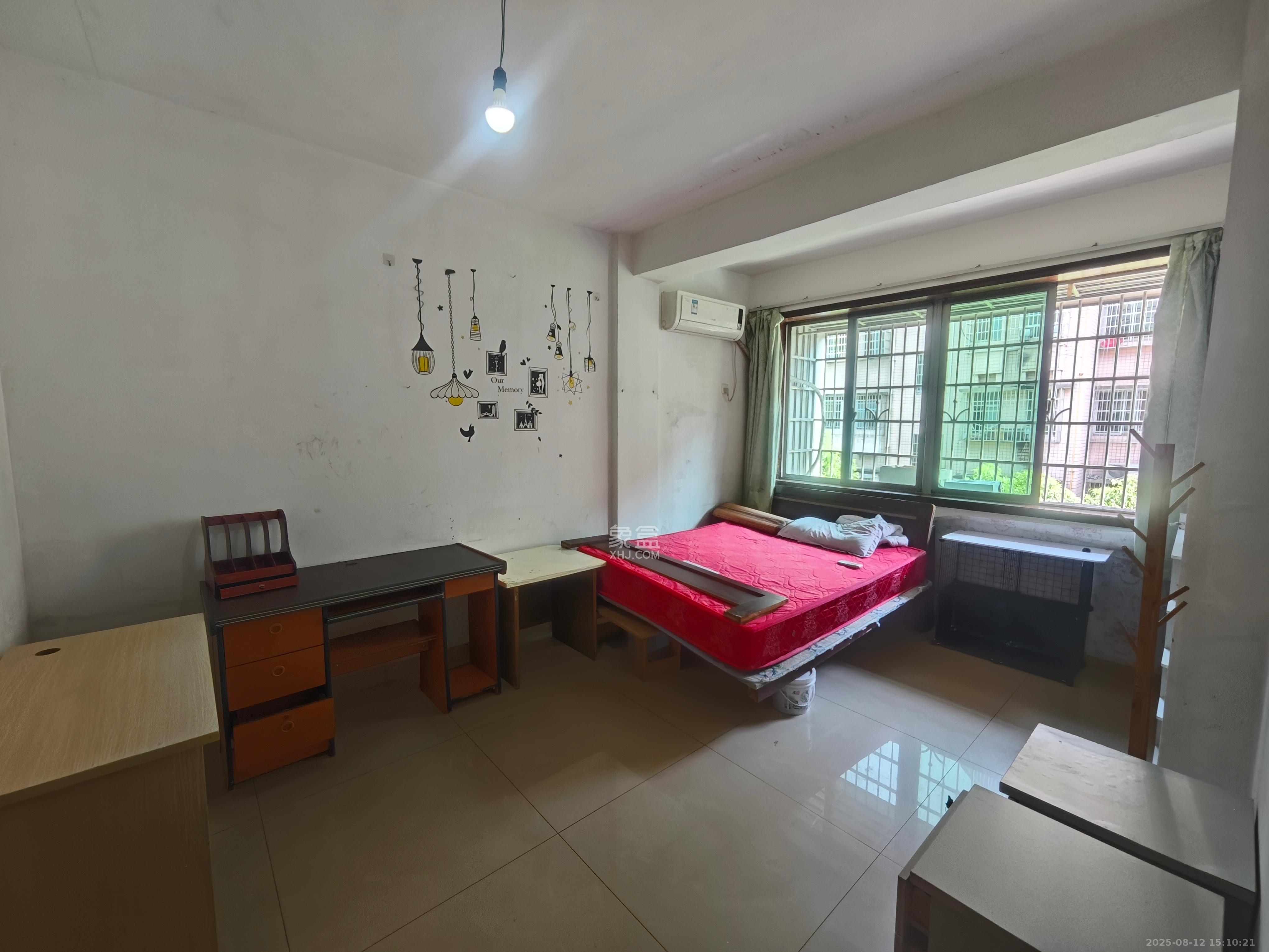 高岭小区 2室1厅1卫 1500.0元/月 高岭小区 2室1厅1卫 1500.0元/月室内图