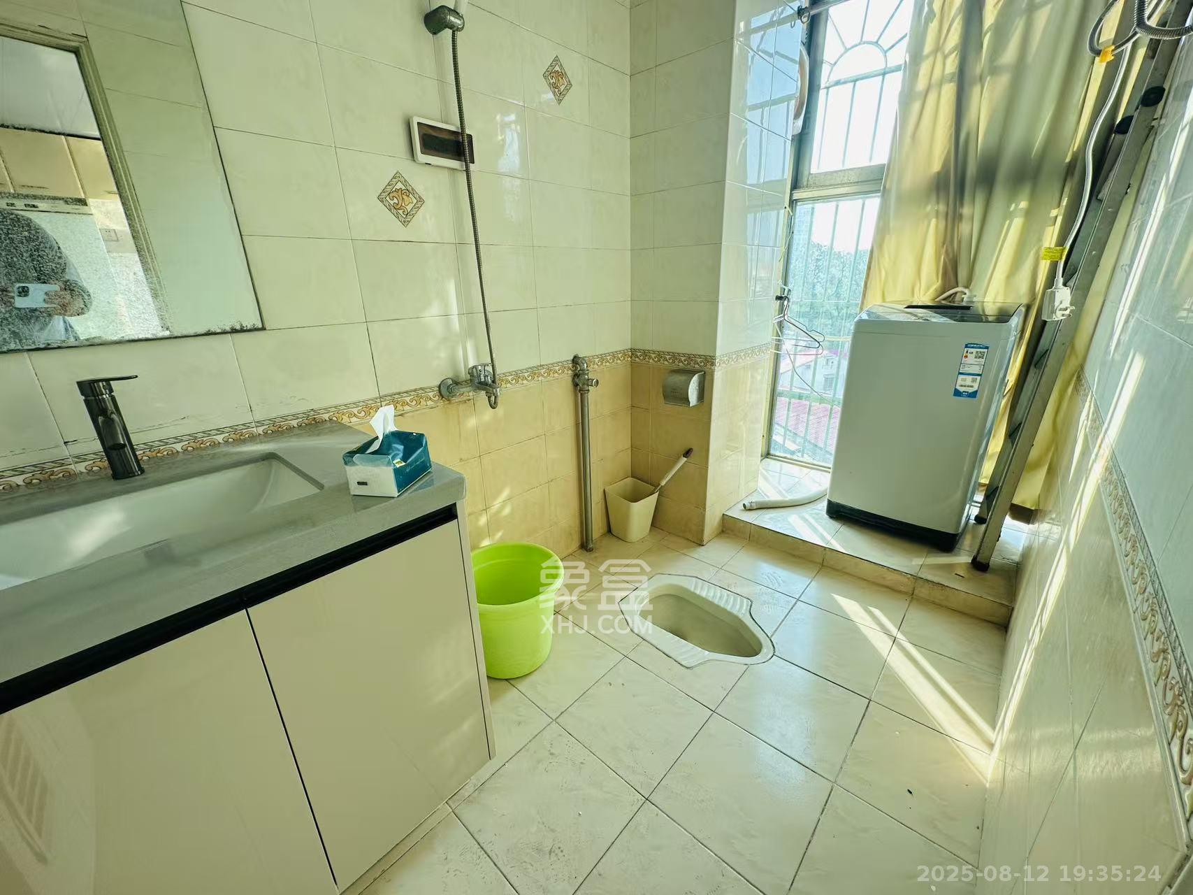 南沙公寓  2室2厅1卫    2100.0元/月 南沙公寓  2室2厅1卫    2100.0元/月室内图