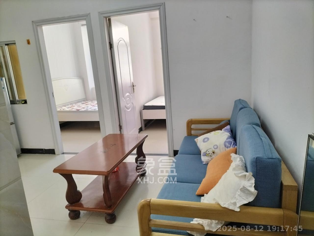骑龙安置小区  1室1厅1卫   1200.00元/月