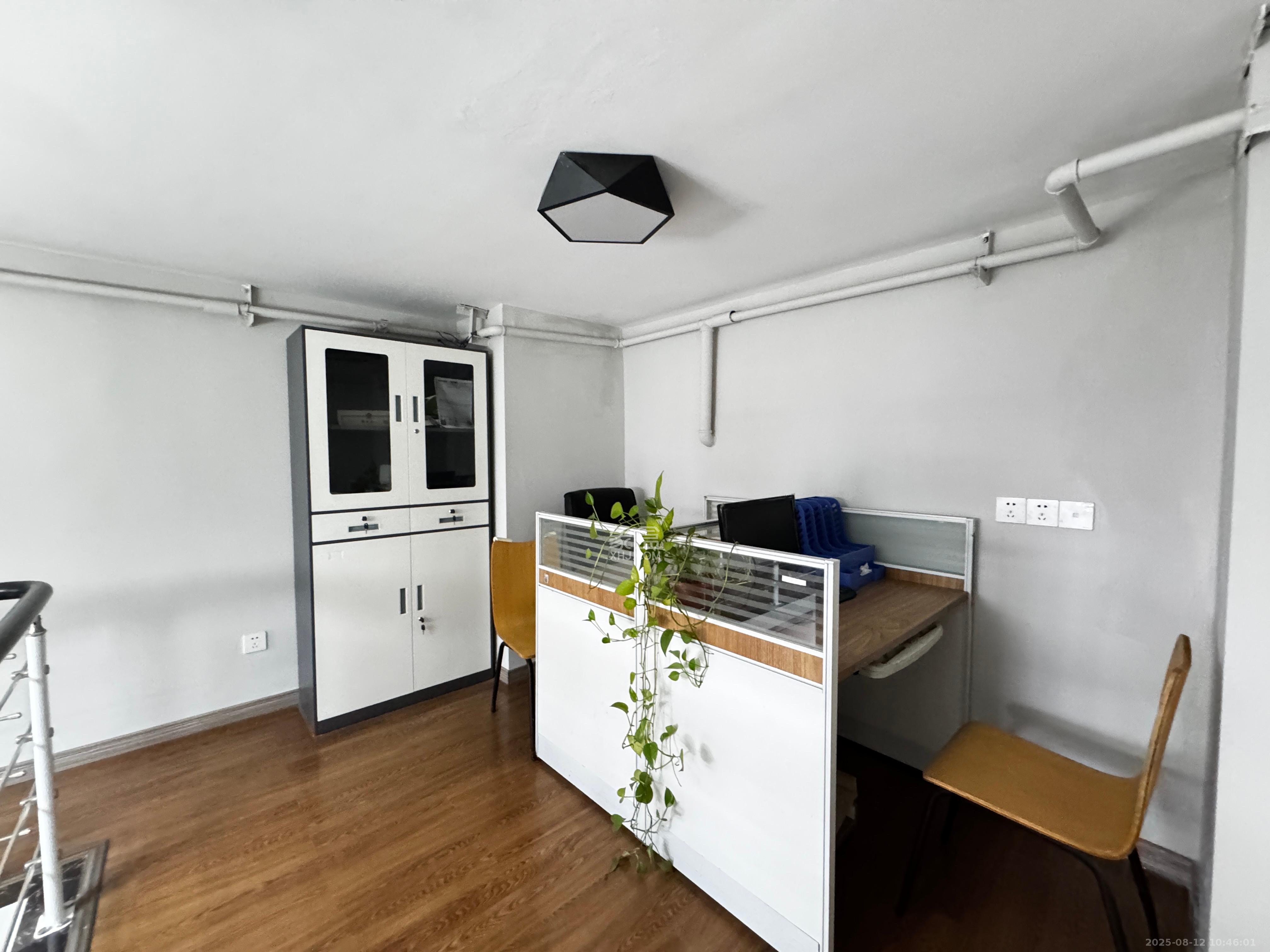 恒大上林苑  1室1厅1卫    1600.0元/月 恒大上林苑  1室1厅1卫    1600.0元/月室内图