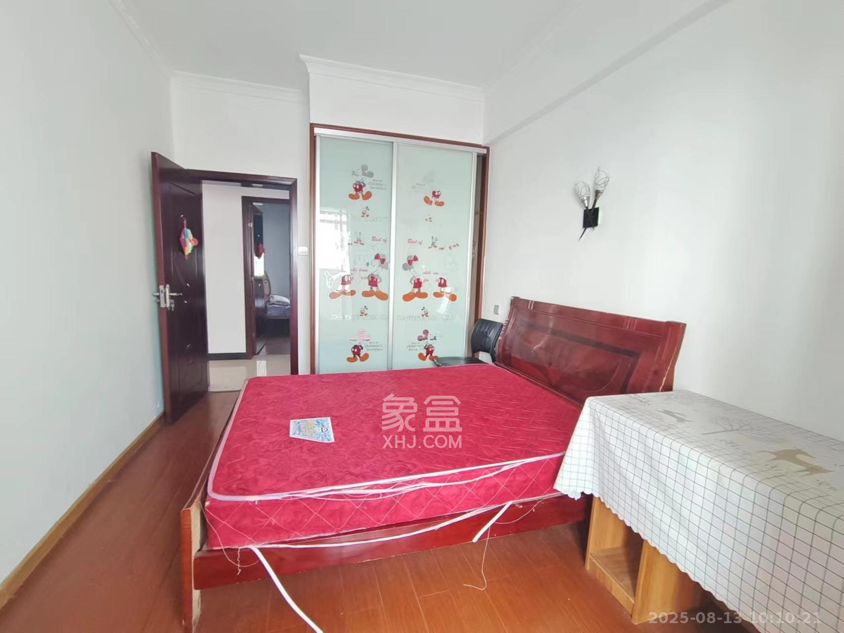 筑梦园 4室2厅2卫 2200.0元/月 筑梦园 4室2厅2卫 2200.0元/月室内图