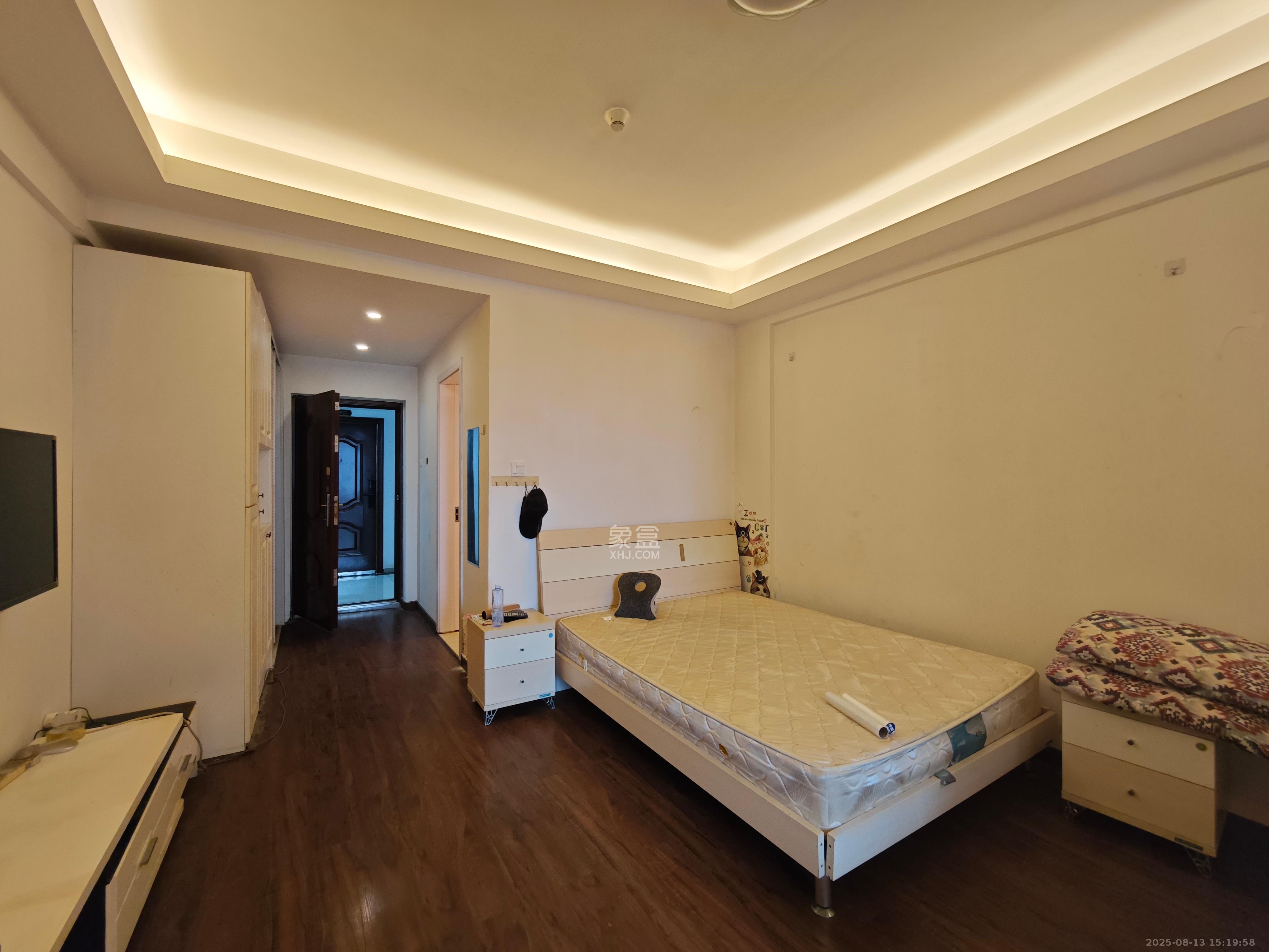 五矿万境水岸二期(五矿万境水岸和苑) 1室1厅1卫 1300.0元/月 五矿万境水岸二期(五矿万境水岸和苑) 1室1厅1卫 1300.0元/月室内图