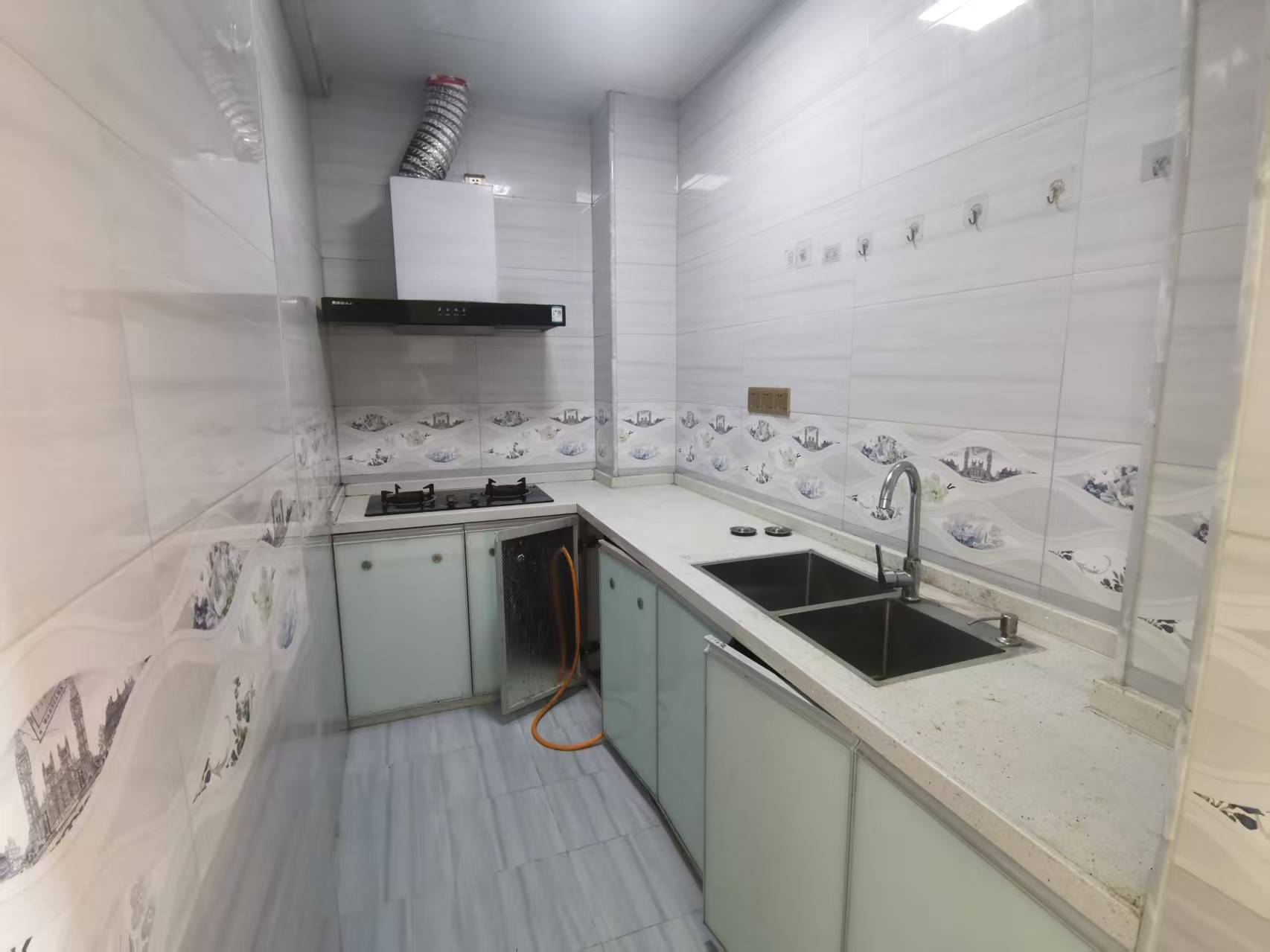 新大洲教师住宅小区 2室2厅1卫 2000.0元/月 新大洲教师住宅小区 2室2厅1卫 2000.0元/月室内图