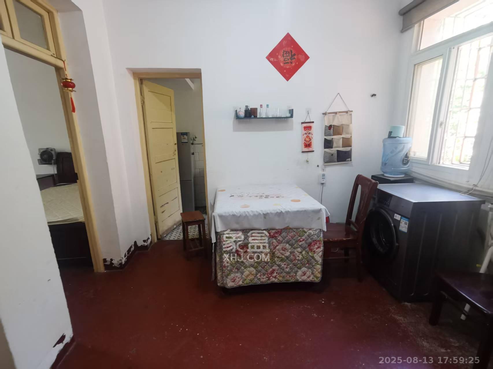 望月湖小区六片(湖中社区六片小区) 2室1厅1卫 1300.0元/月 望月湖小区六片(湖中社区六片小区) 2室1厅1卫 1300.0元/月室内图